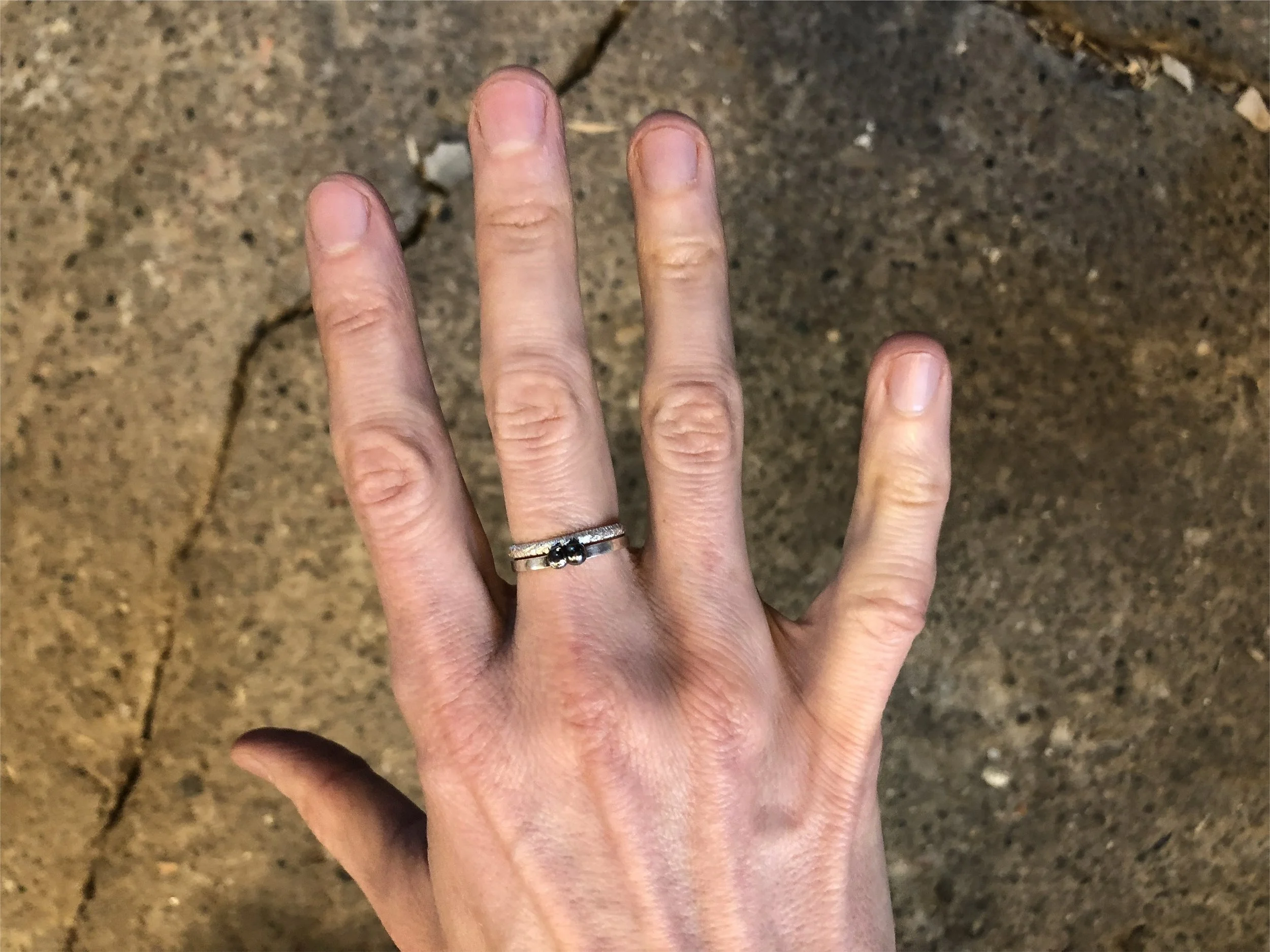 ring with a decoration_3.jpg