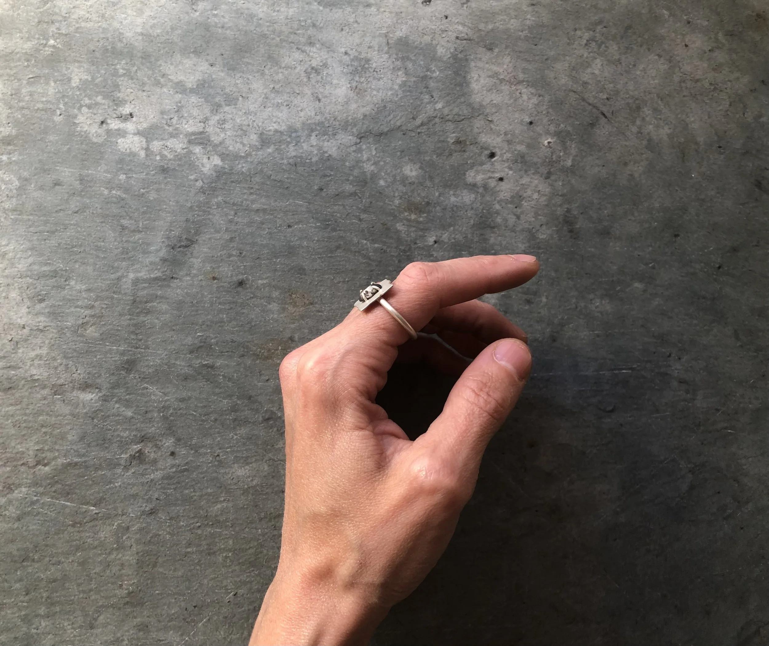 Prong Set Ring_2.jpg