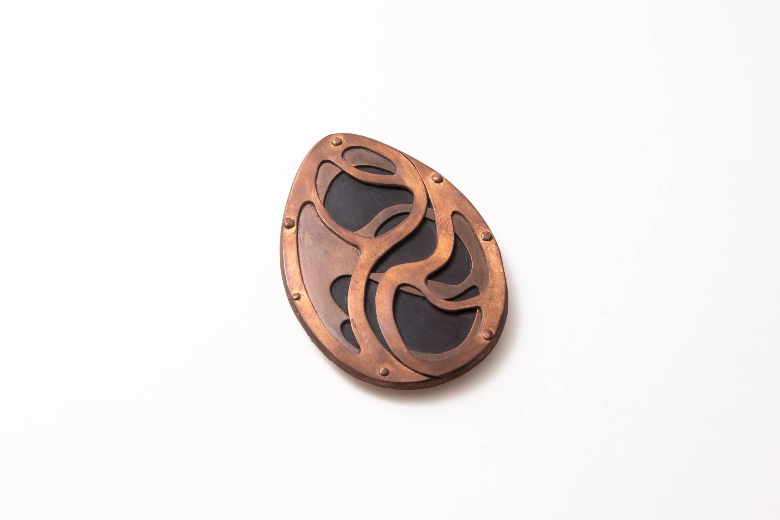riveting_pendant_2.jpg