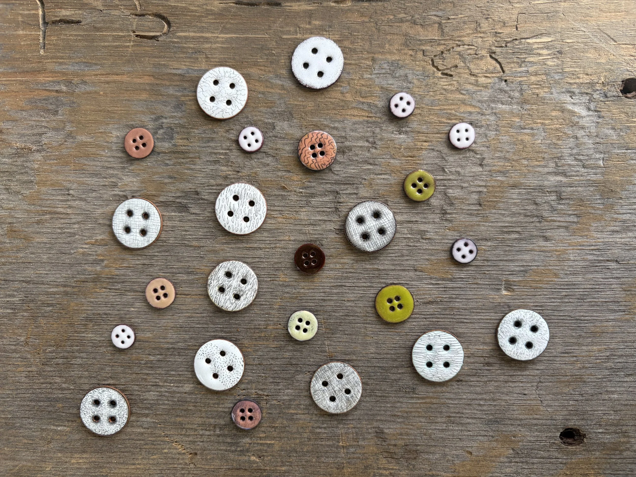 buttons!!!.jpg