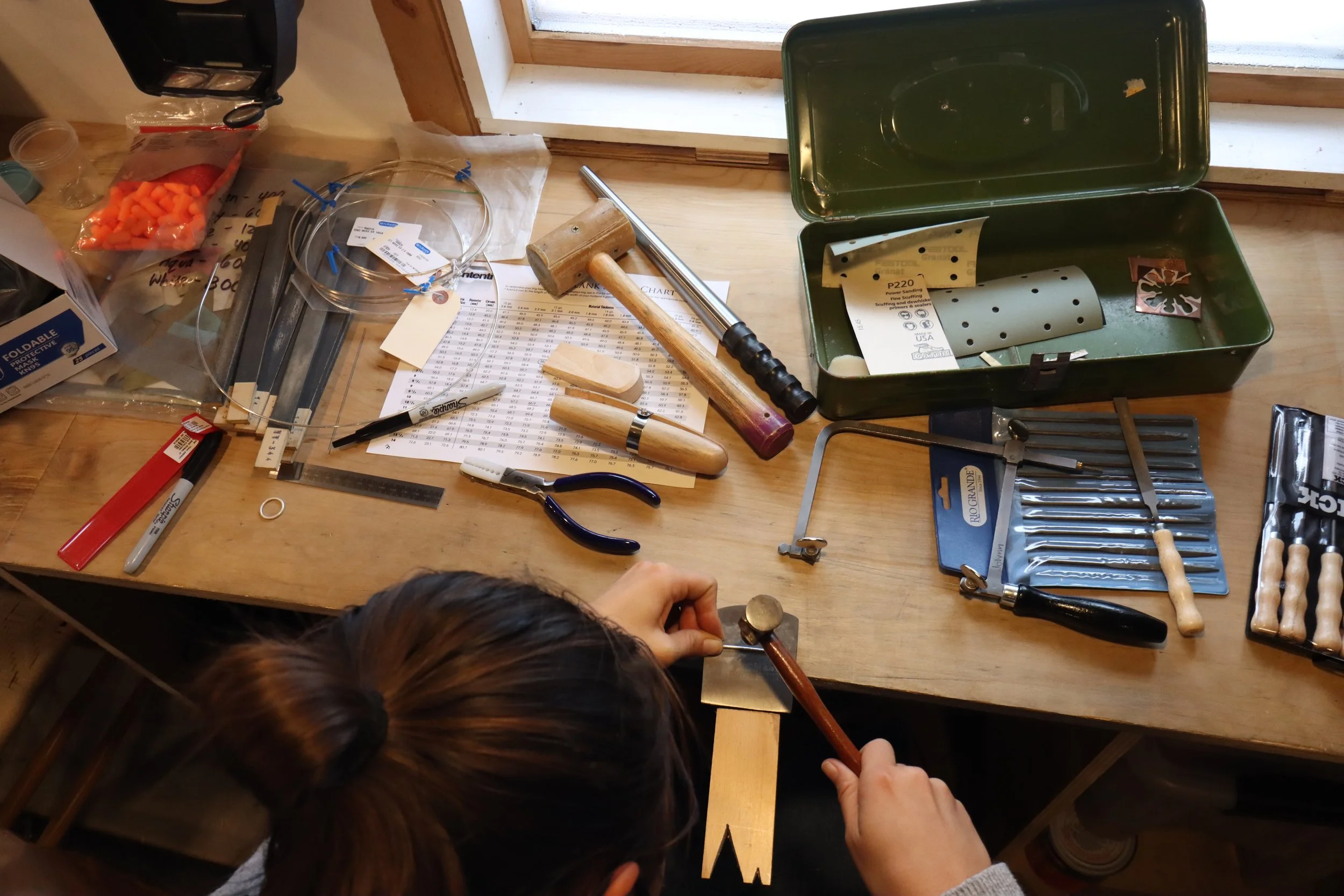 Silver Spinner Ring (3 hours each session) | April 7, 14, 21, 28