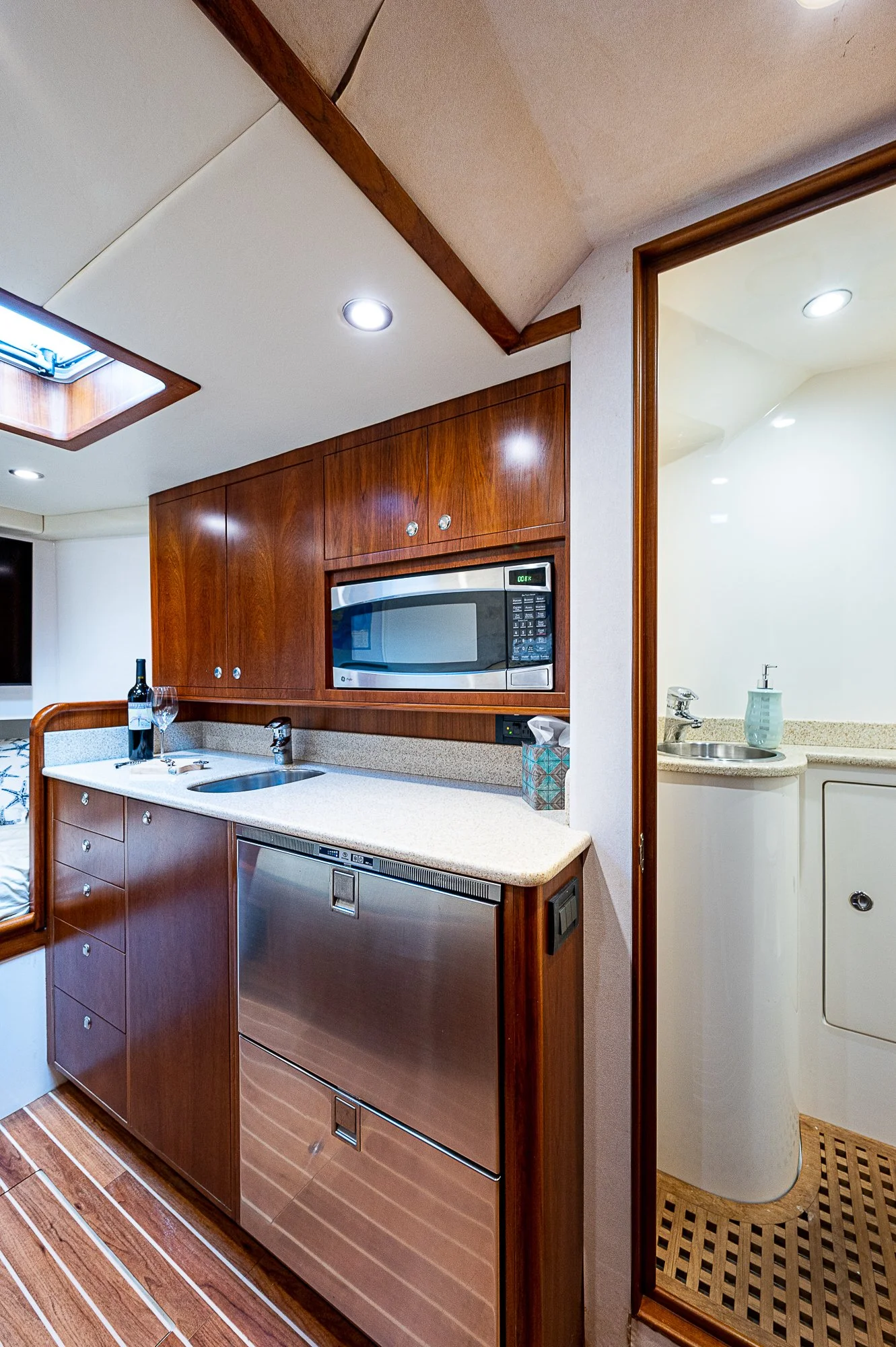 43_release_liberty_cabin_10.jpg