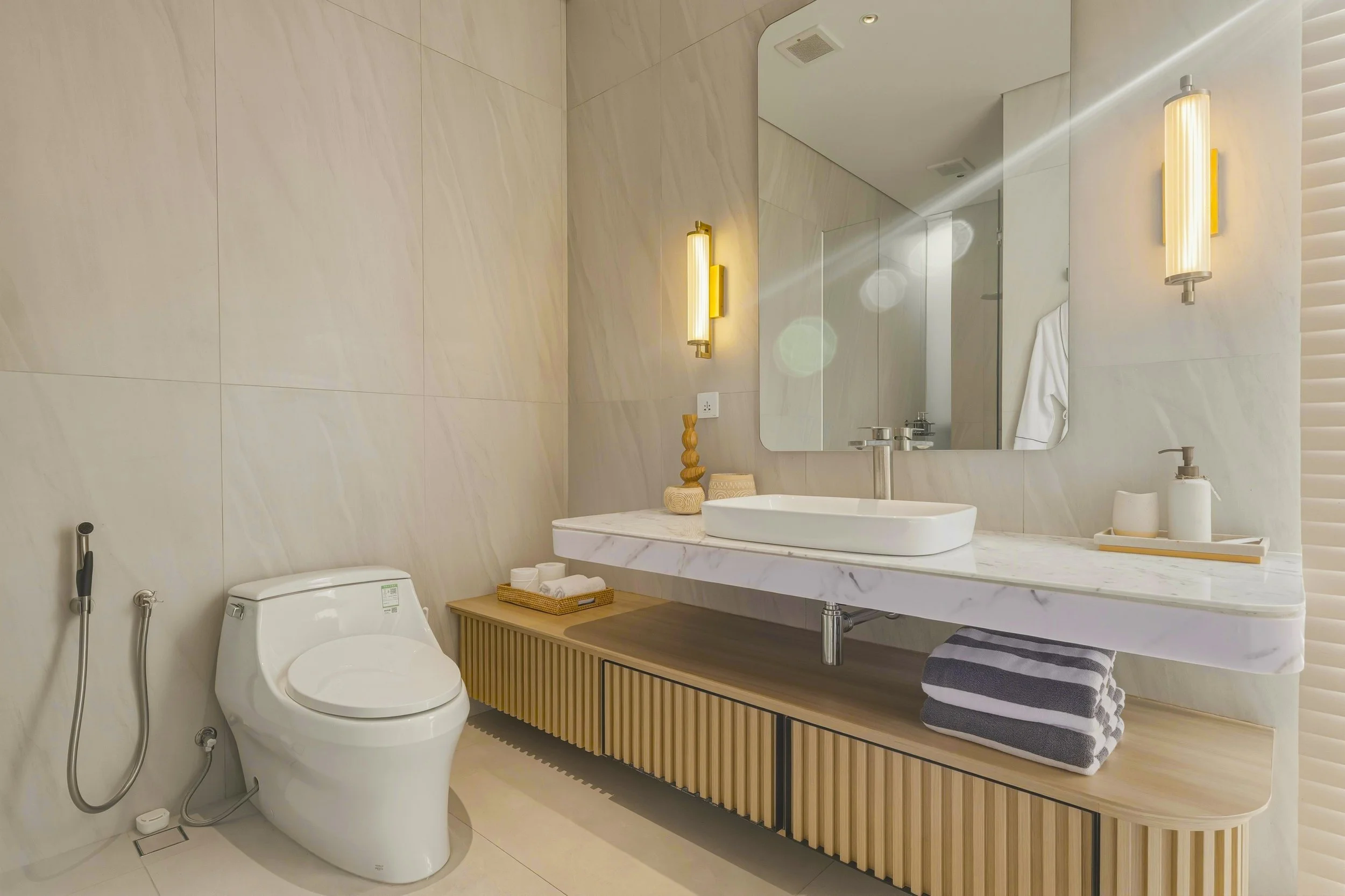 Master Bath 3 - Copy.jpg