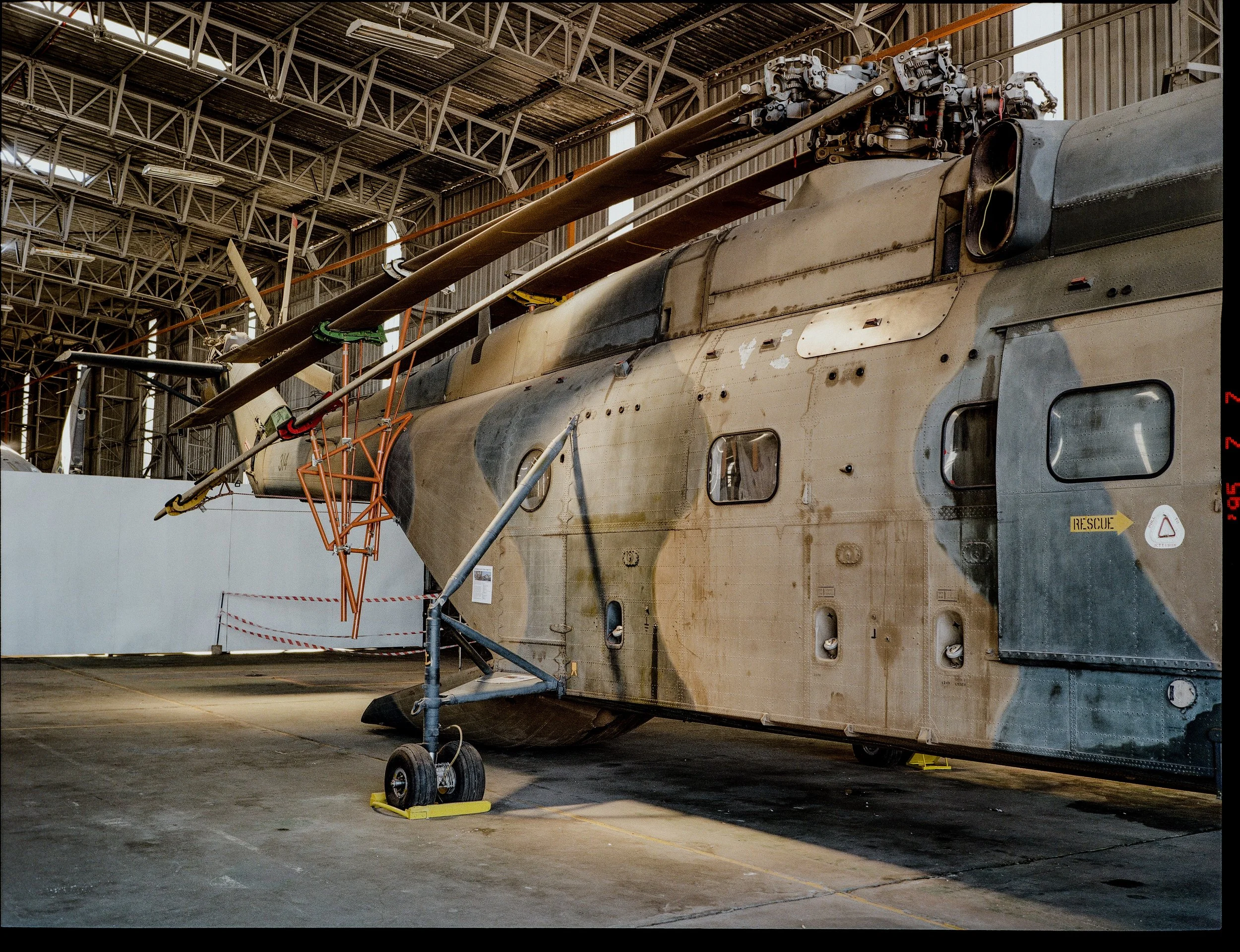 south-africa-ysterplaat-airforce-base-photography-helicopter-super-frelon-military-5.jpg