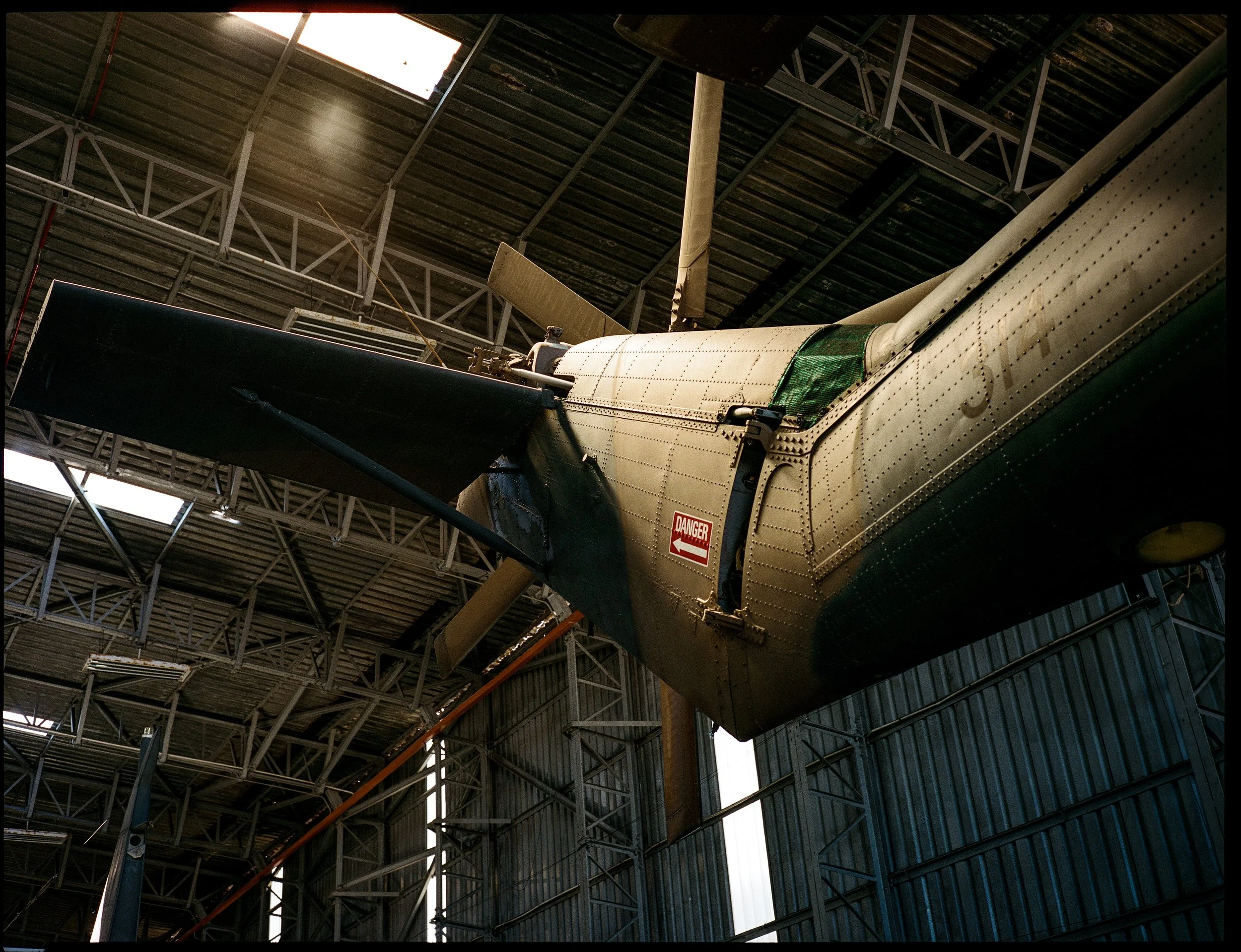 south-africa-ysterplaat-airforce-base-photography-helicopter-super-frelon-military-rotor-blade-9.jpg