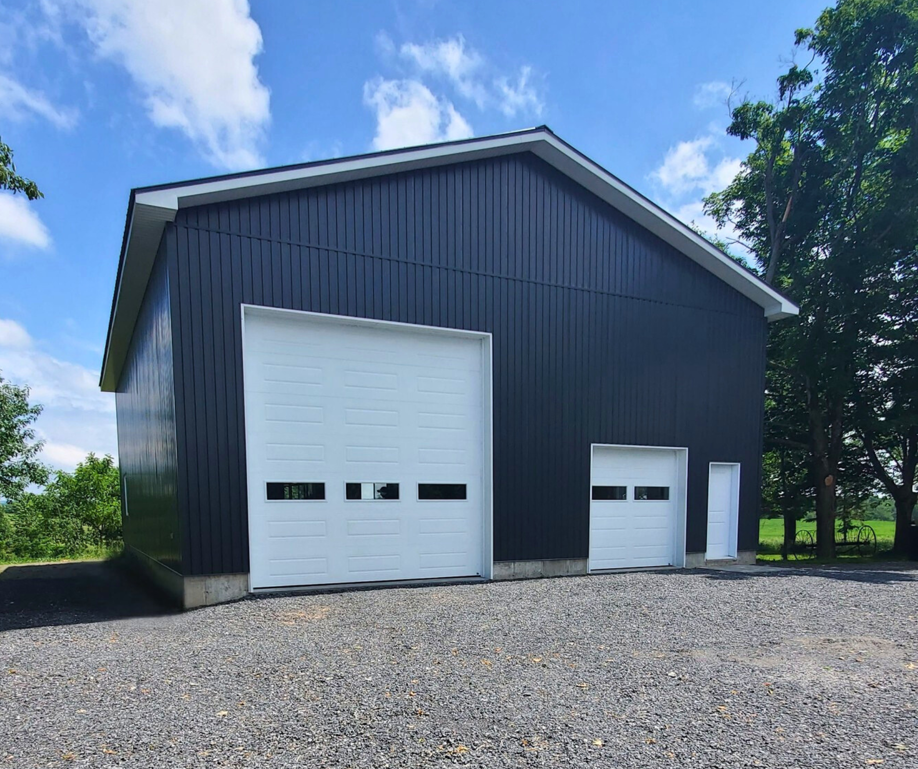 Photo d'un garage commercial par construction desmarais