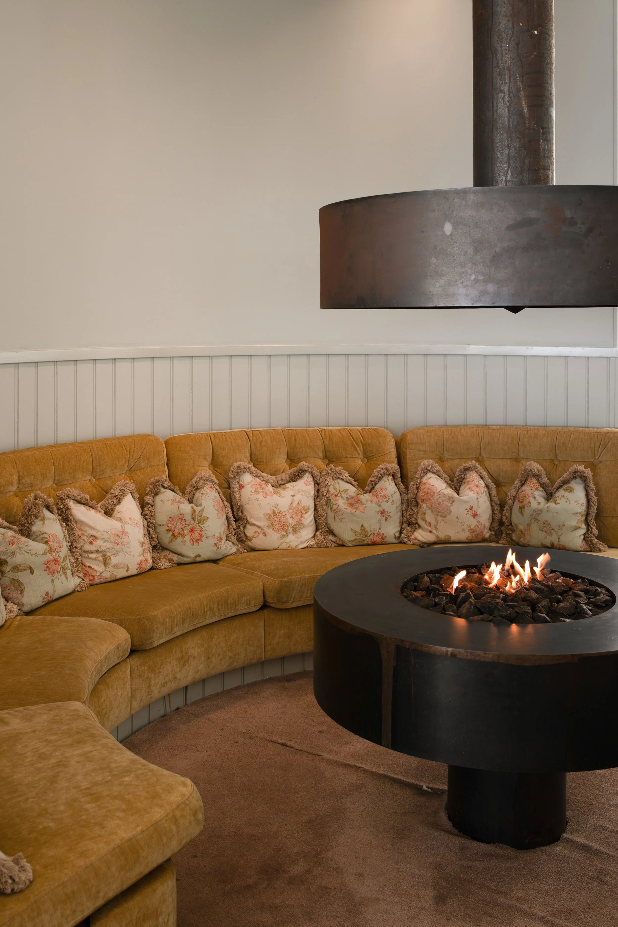 Mom visiting March 2026 — Edited ©Victoria Lagnehag-10.jpg