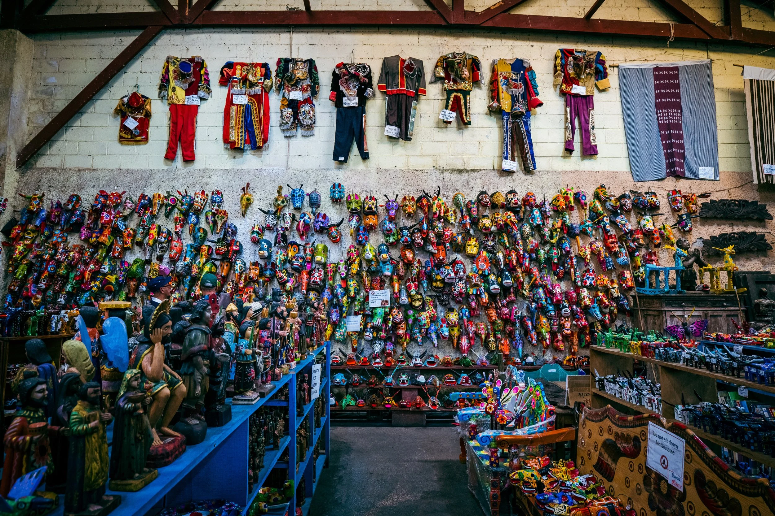 09 - P1003704 LIGHT.jpg