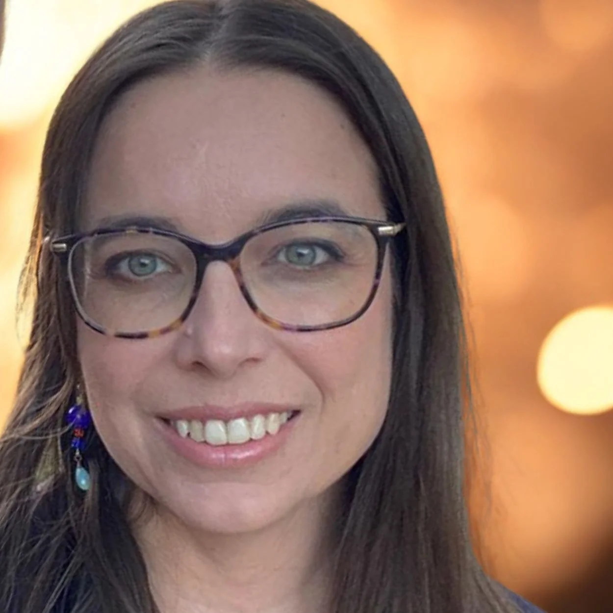 Portrait of Maïlys Ray, messaging strategist