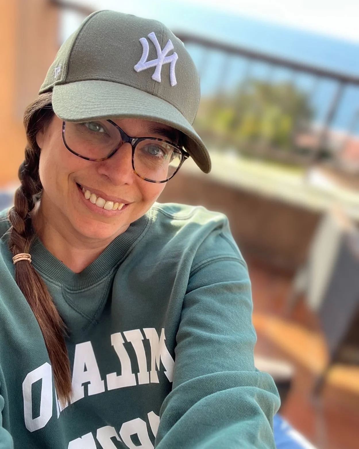 Portrait of Maïlys Ray, messaging strategist, smiling