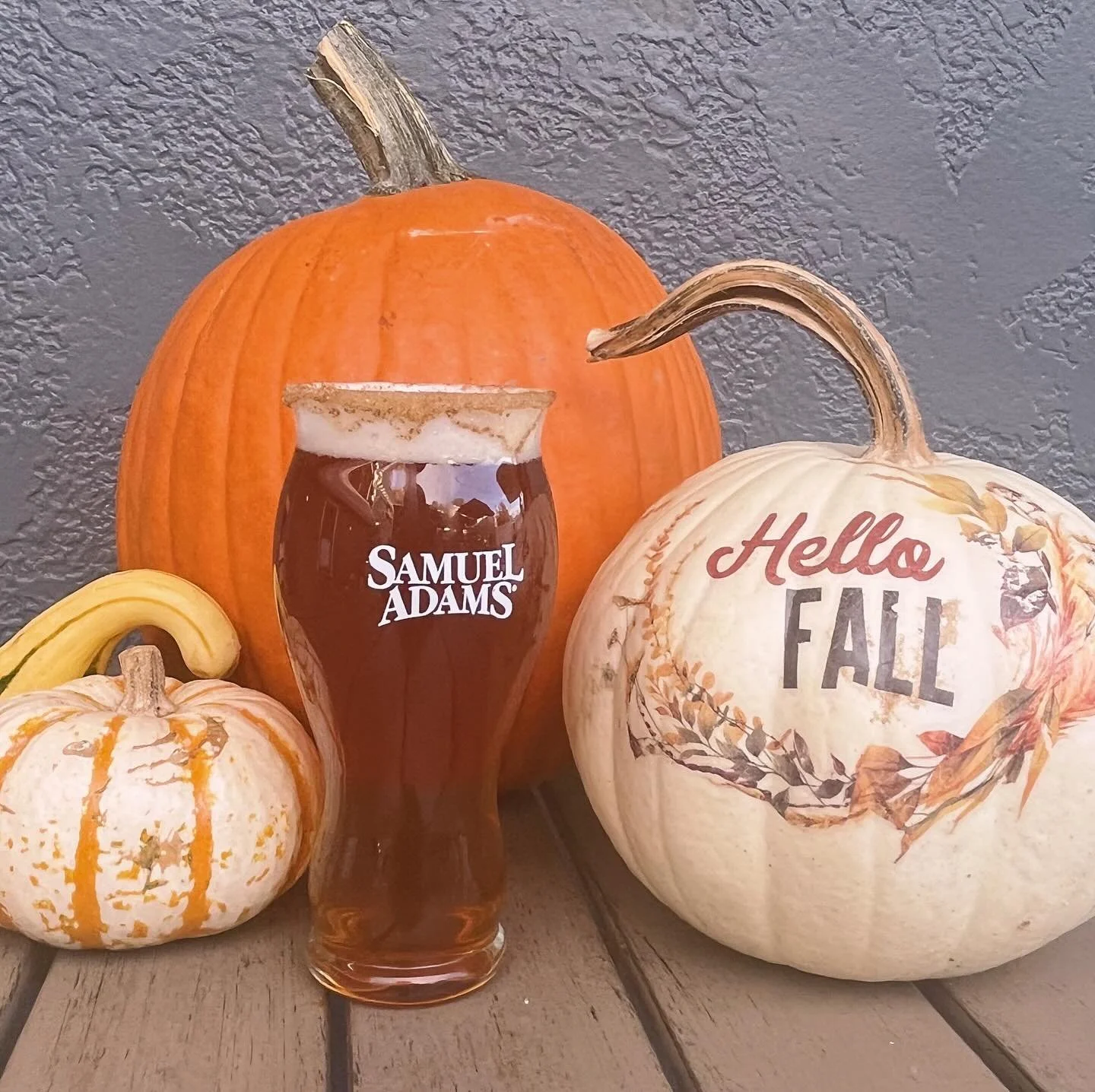 As we get ready for fall, we want to let all @pumpkinblaze goers know that we are accepting reservations🎃

Please call ahead, and make sure to make your reservation 2 hours ahead of your Blaze ticket time!