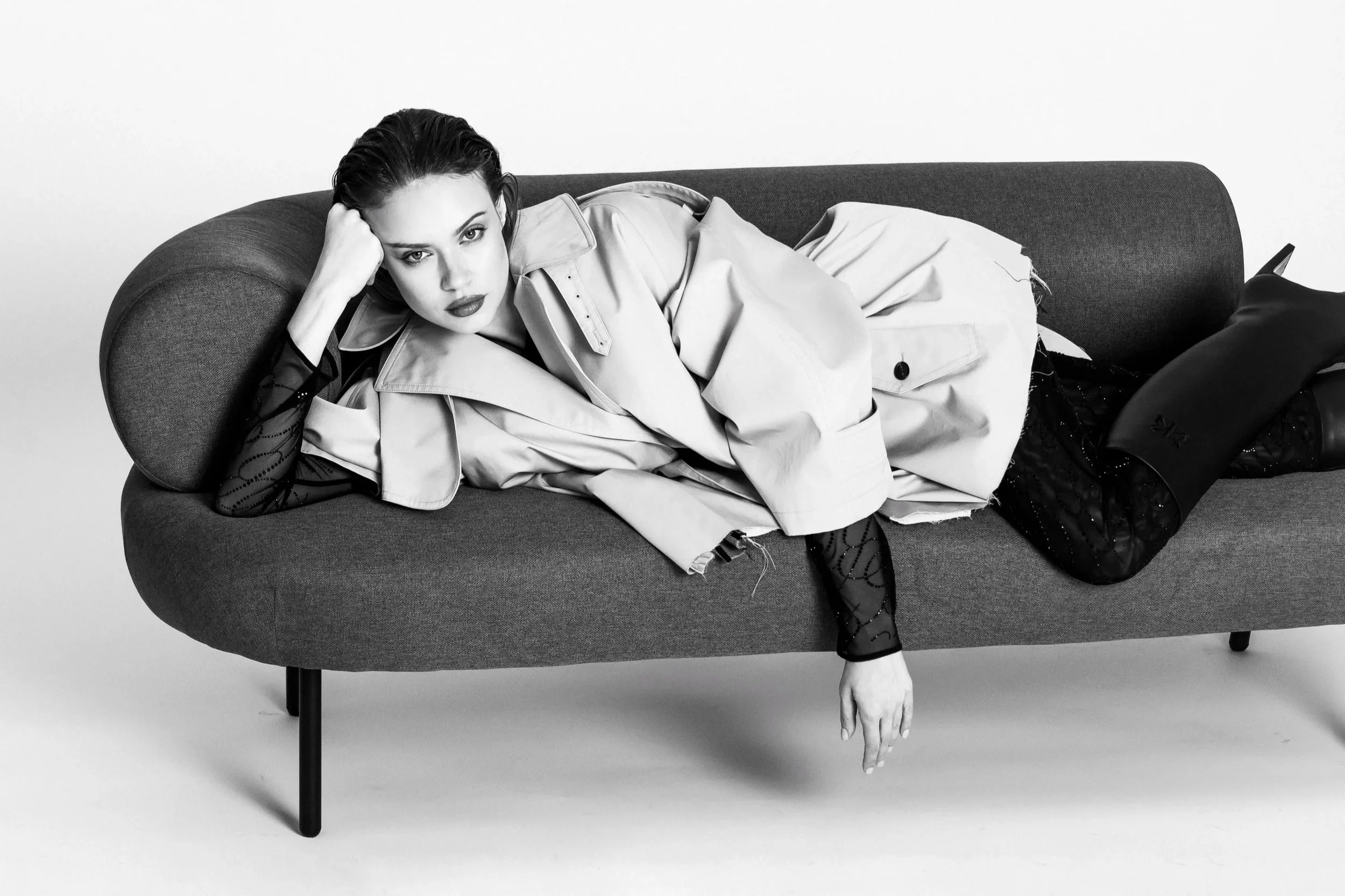 Xenia Tchoumitcheva biography, official and verified bio of Xenia Tchoumi.