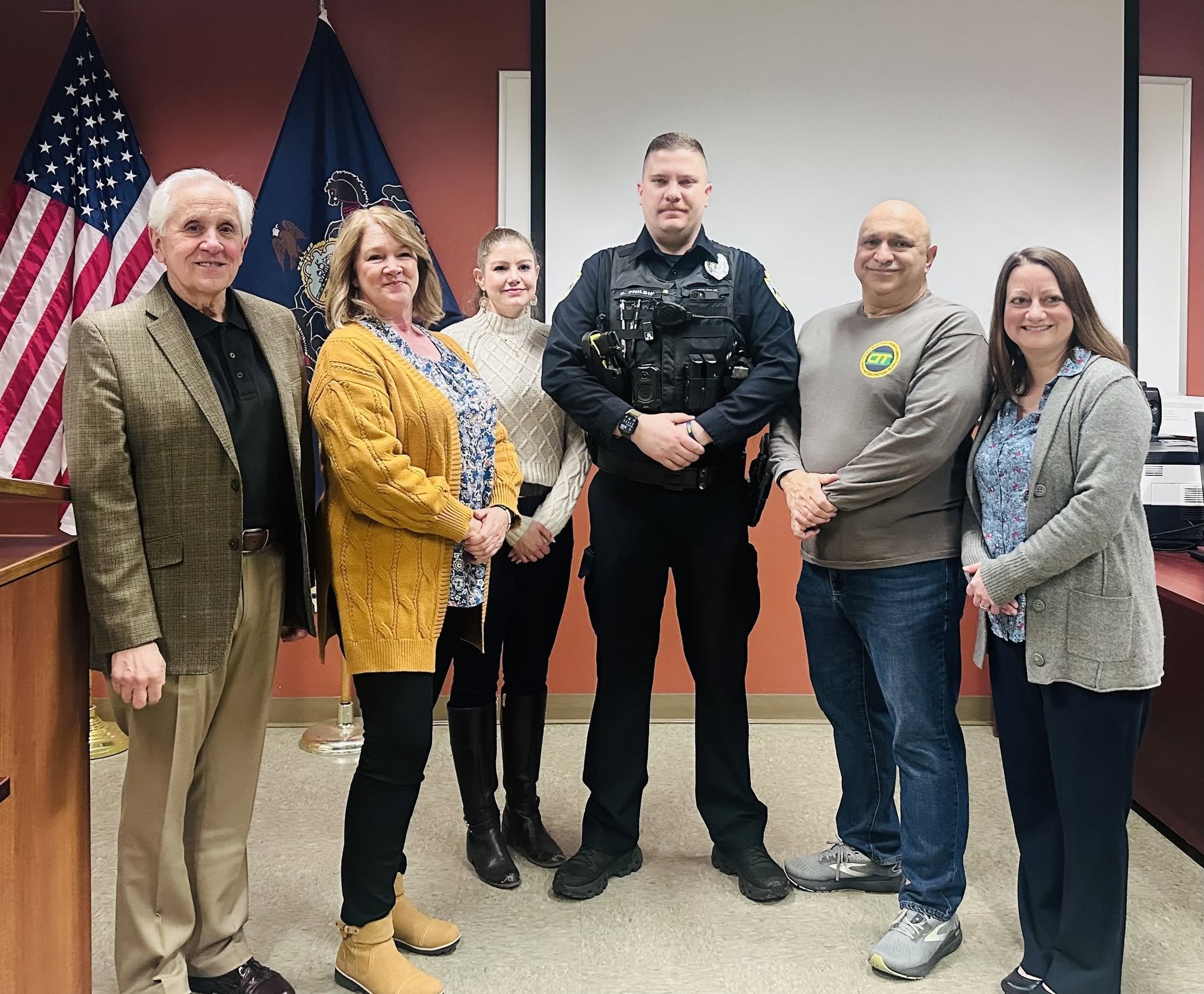 Crisis Co-Responder Presents CIT Challenge Coin