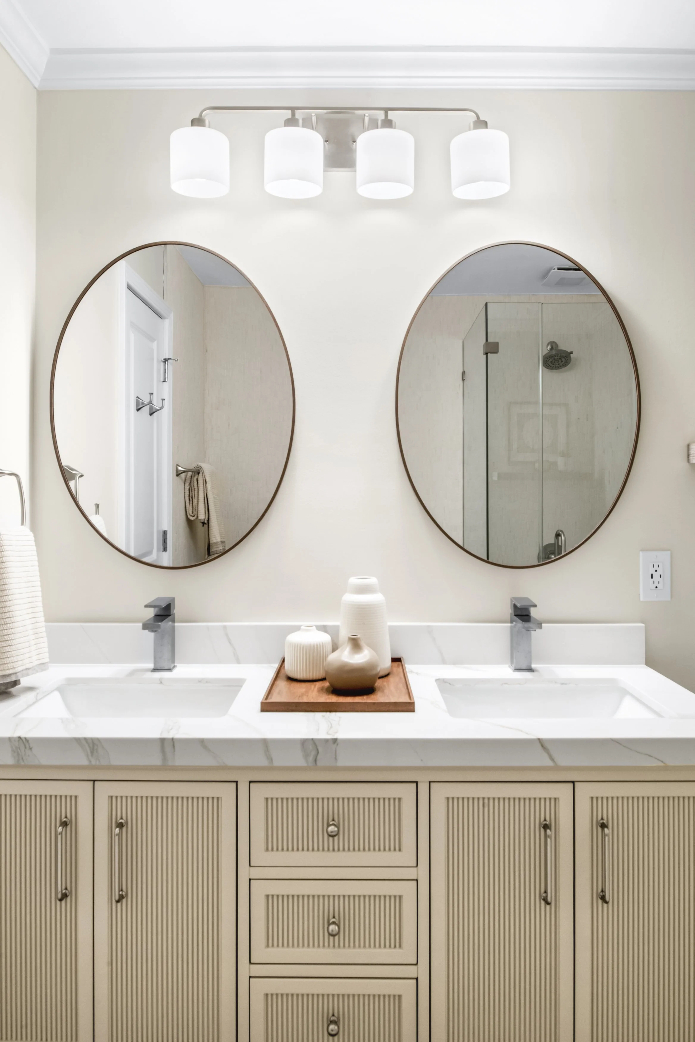 2280_Glenridge_Dr_LF-11.jpg