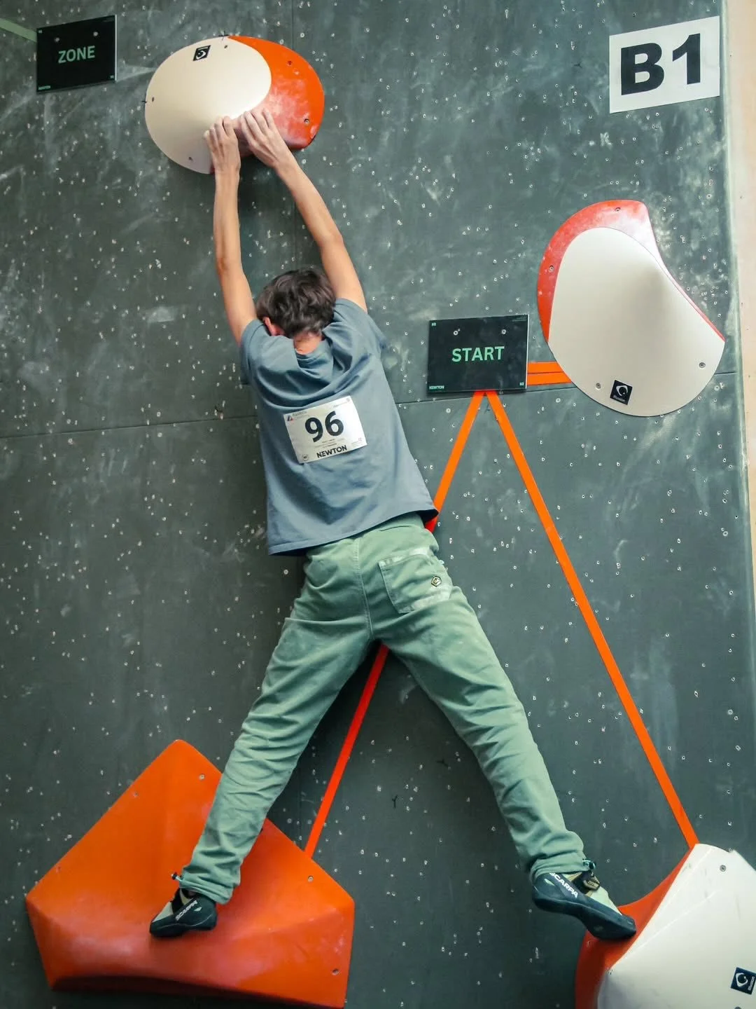 Great to see these @illusion.holdsandvolumes shapes being front and centre of a recent Youth Boulder Comp. 

Nocturnal Pinches // Oasis DT // Nocturnal 

#ukclimbinggyms #ukroutesetters #boulderinglife #routesetting #climbinggymsuk