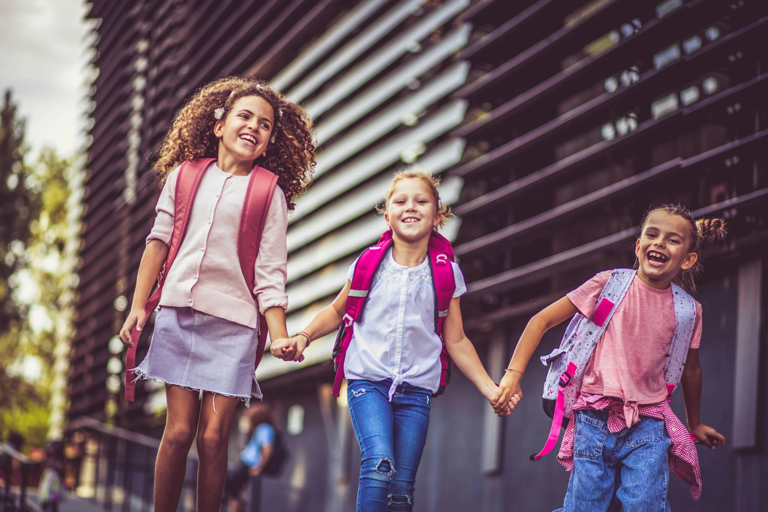 Summer Money Lessons: Helping Kids Build Smart Habits on Break