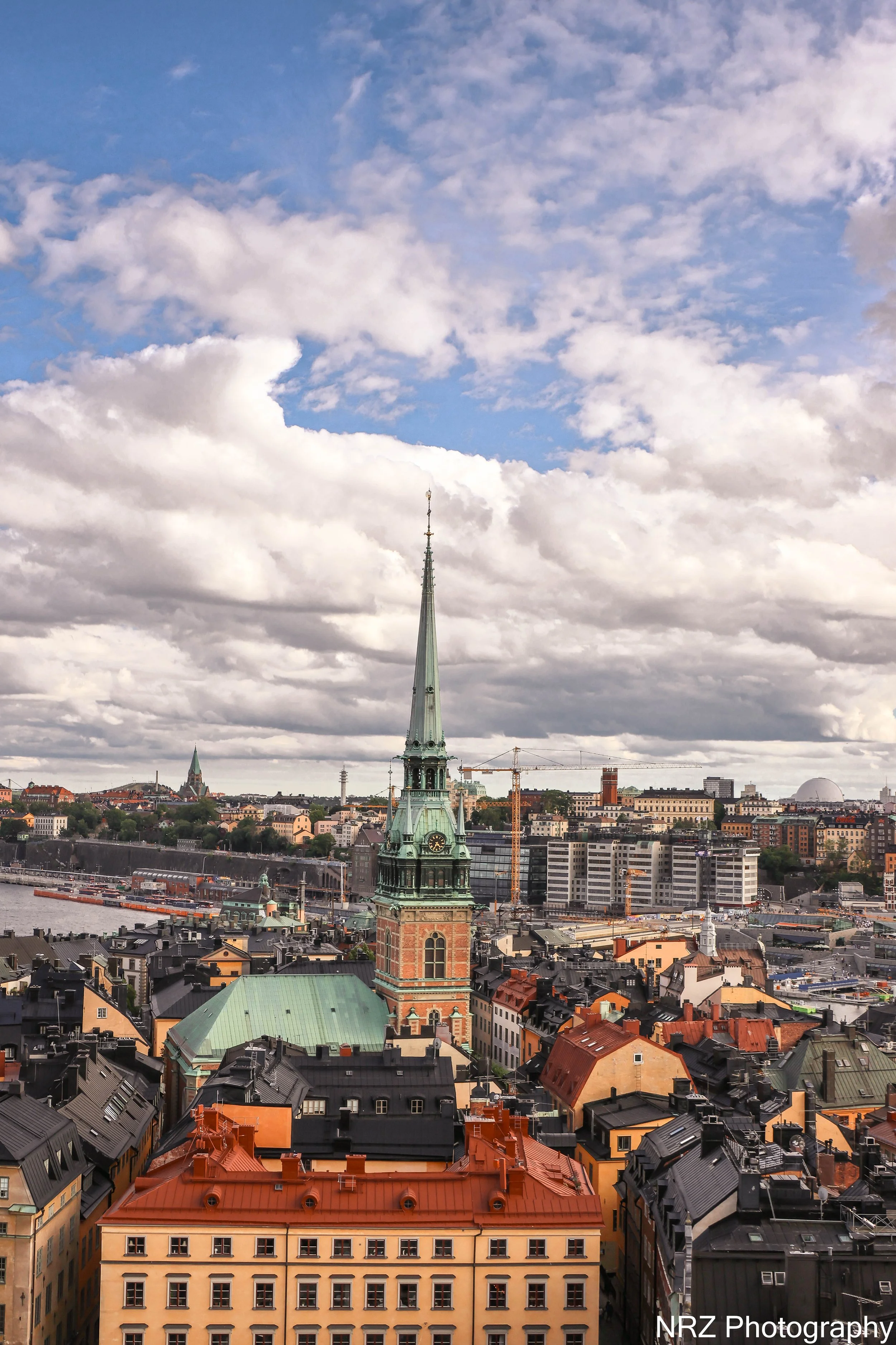 Storkyrkan’s Tale to You
Come closer, child of the present. Yes step right up to my old bones. I have stood here longer than memory, longer than the names carved into my pews, longer than the stories your grandparents heard at bedtime. And now you st
