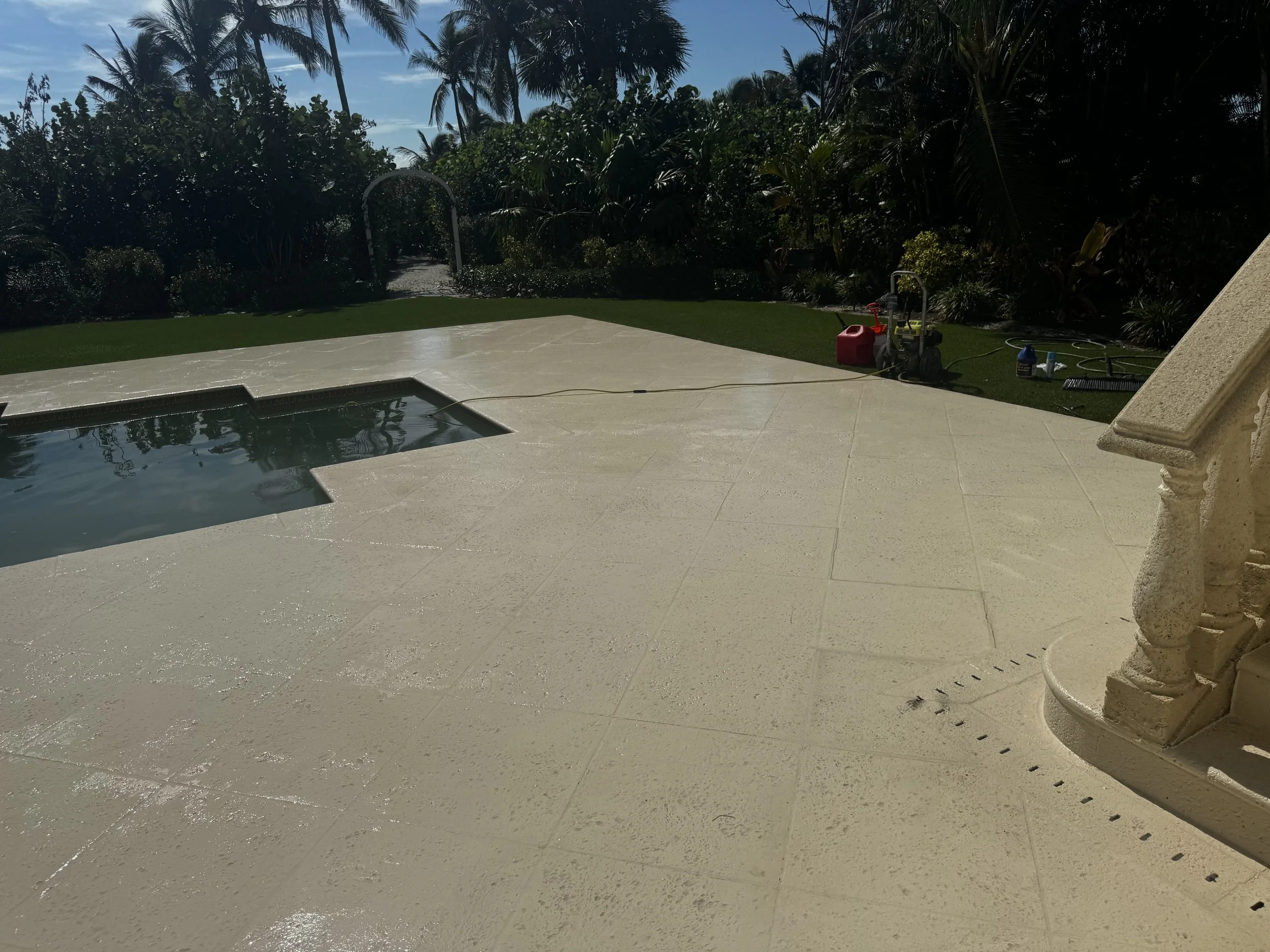 pressure washing Fort Myers