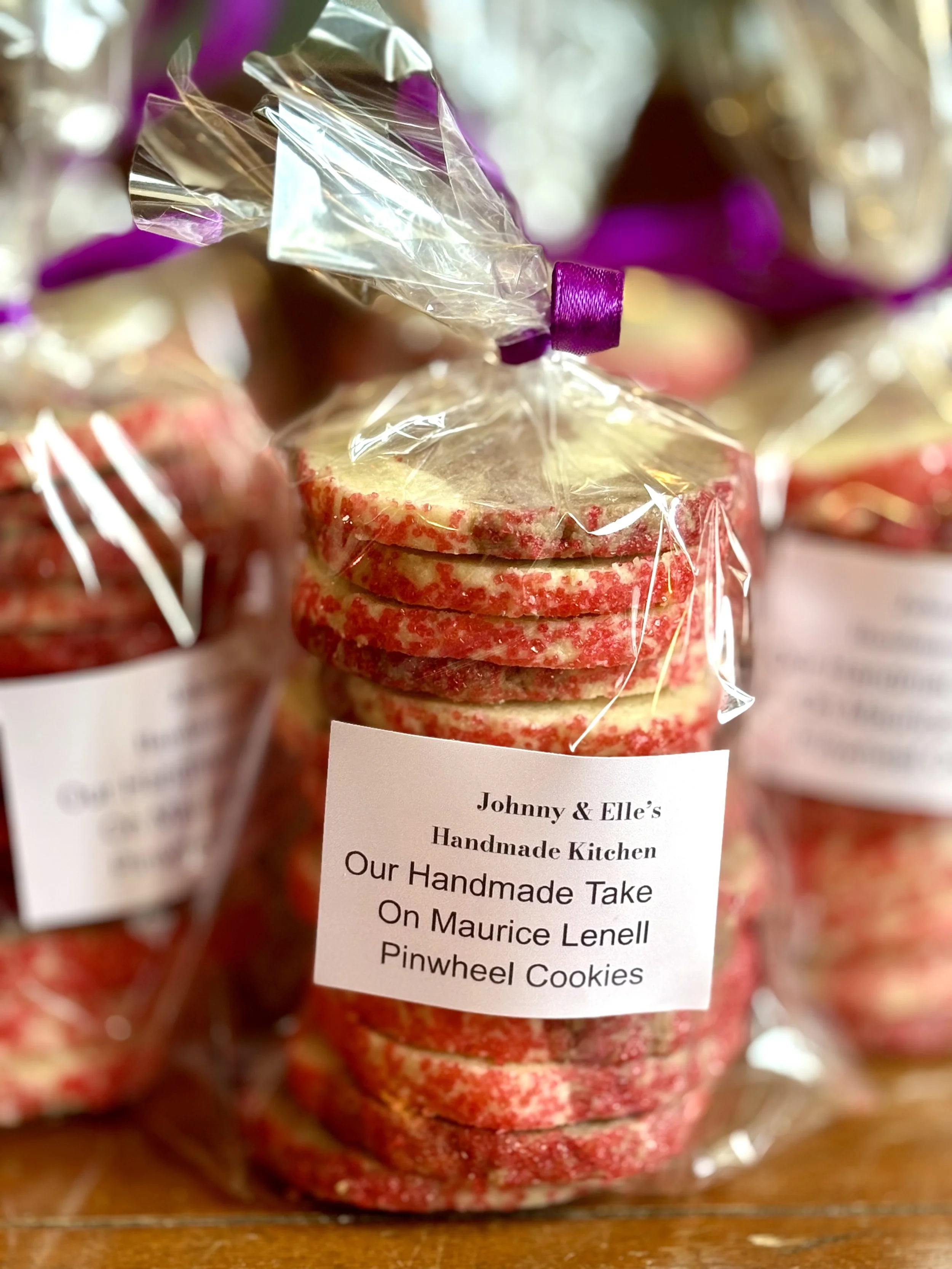 Does Maurice Lenell Still Sell Cookie Gift Buckets