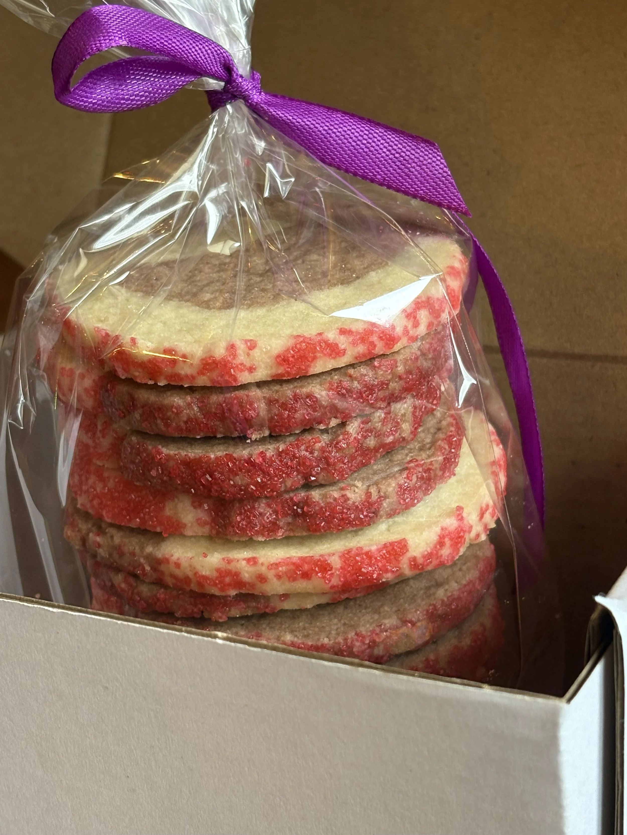 who sells maurice lenell cookies