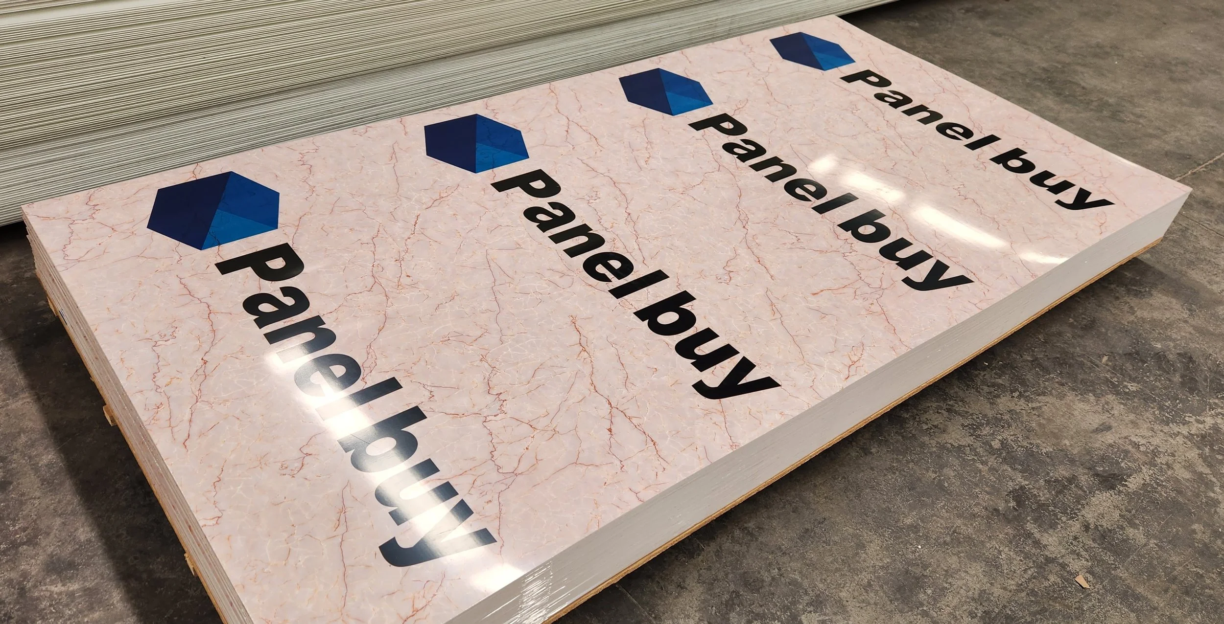 ROSA LEVANTE 9035.jpg