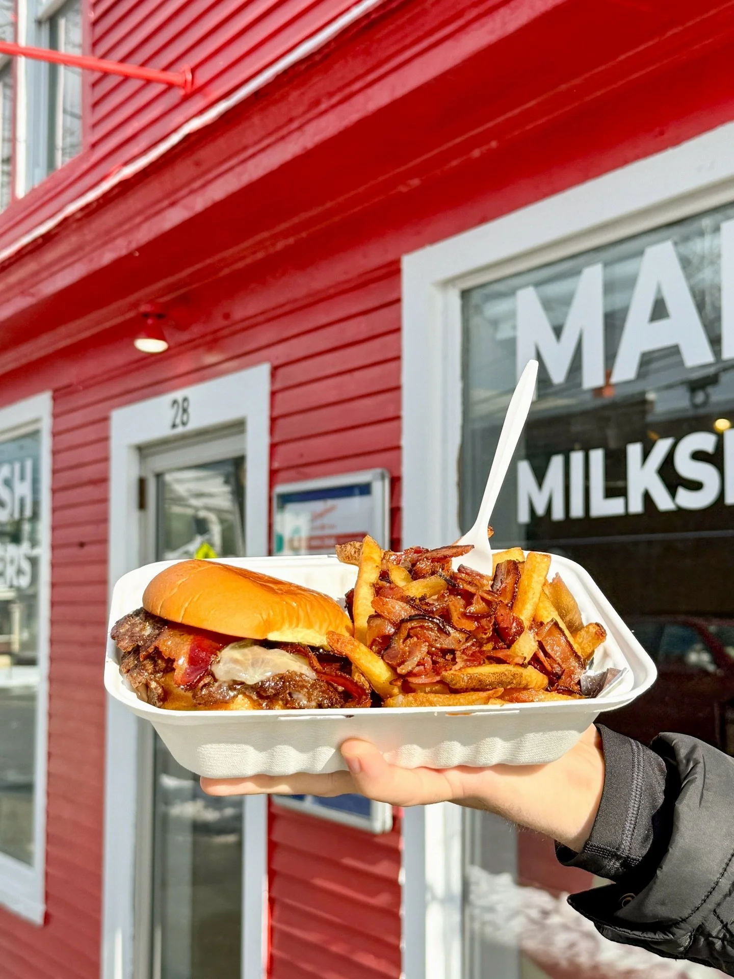 Introducing the SIZZLIN&rsquo; SAP! 🥓🍁 For the sweet and savory flavors you all know and love. When you order a Sizzlin&rsquo; Sap this implies adding bacon and maple to both your smash burger AND fries. Please specify if you would like pickles and