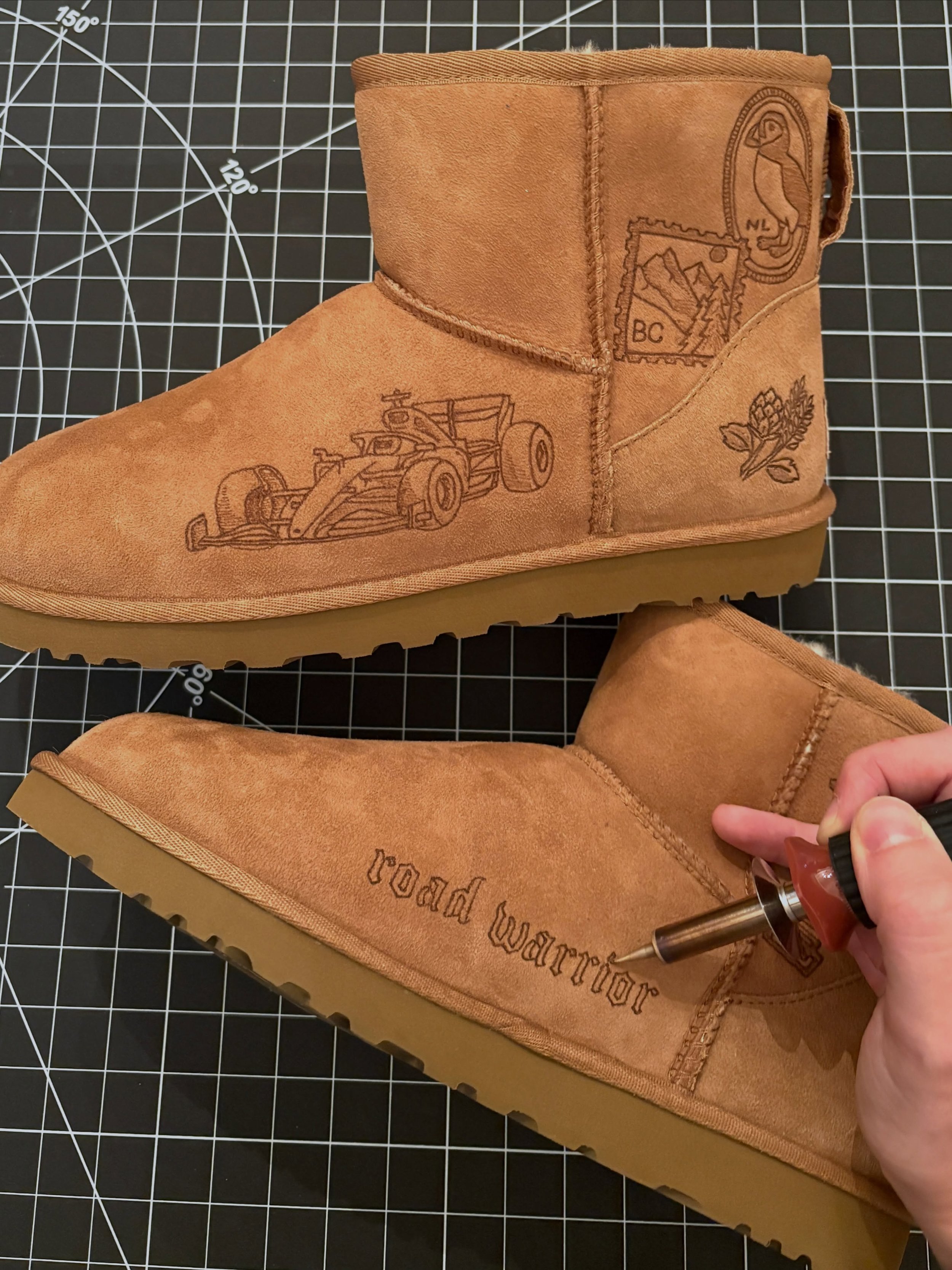 Fall is in the air and I&rsquo;m back creating artwork on suede!

I forgot just how much I love customizing UGGs &mdash; there&rsquo;s something so satisfying about turning a classic pair into something completely one-of-a-kind.

@ugg season is offic