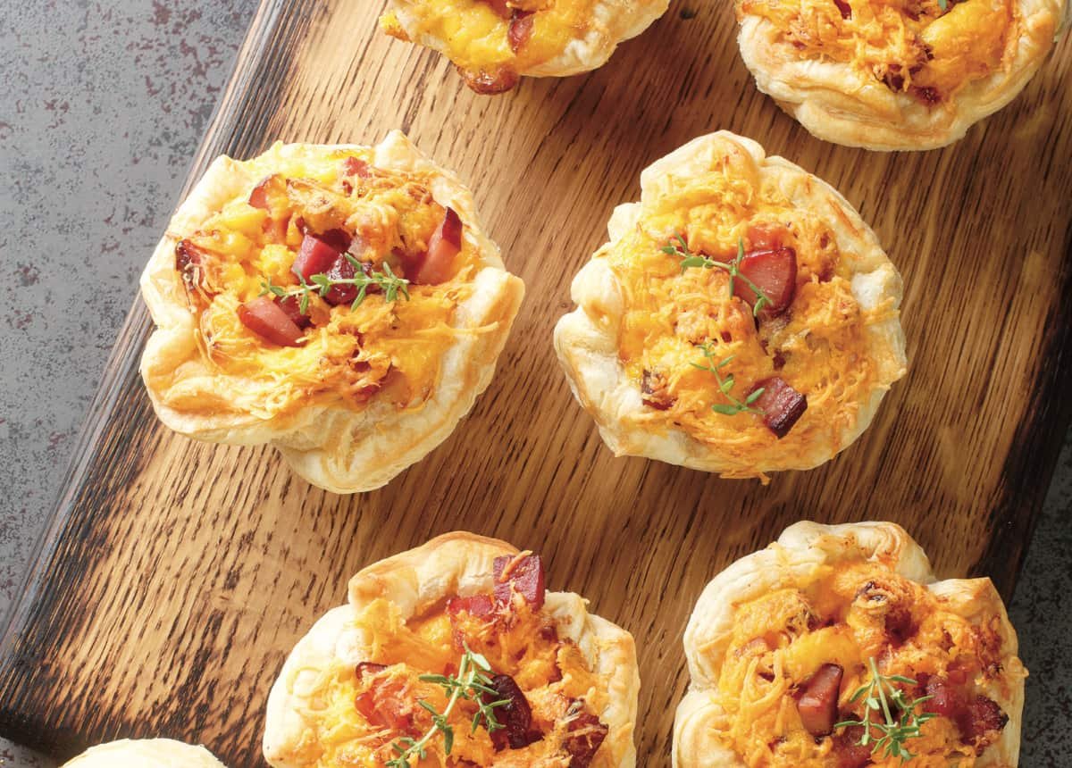 Mini quiches with ham and Swiss cheese