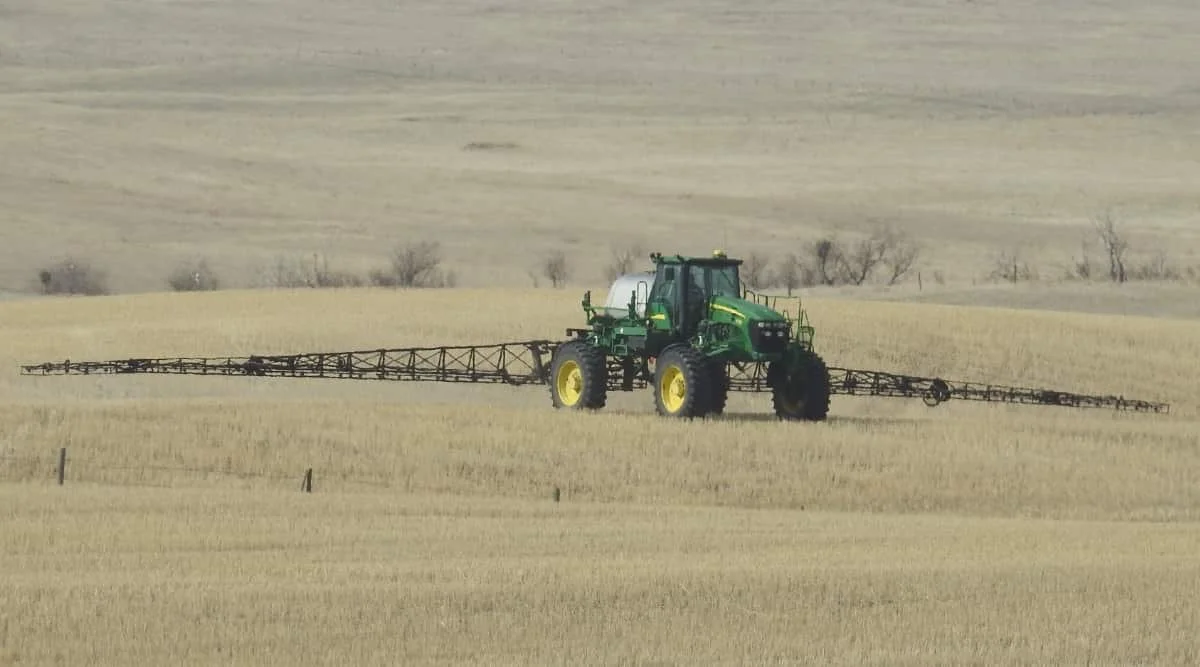West-central seeding catches up despite wind, rain