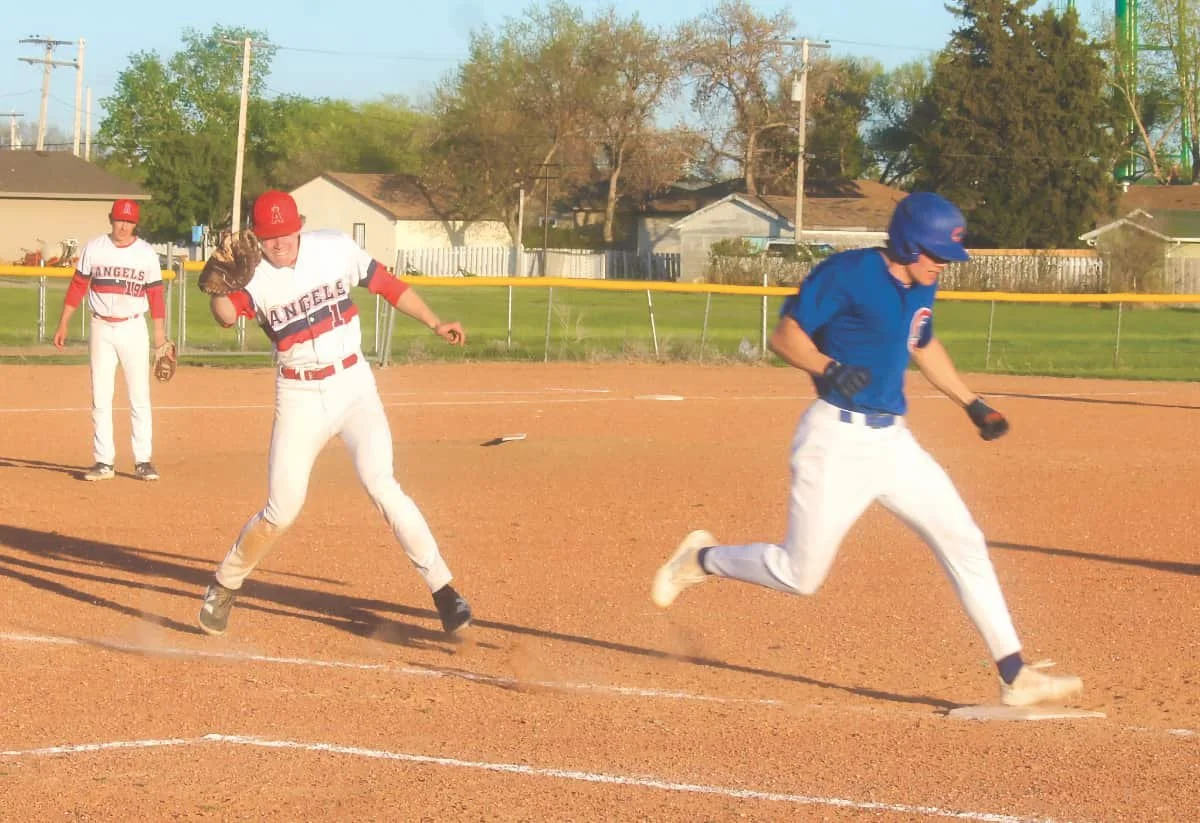 Sr. Angels lose to tough teams