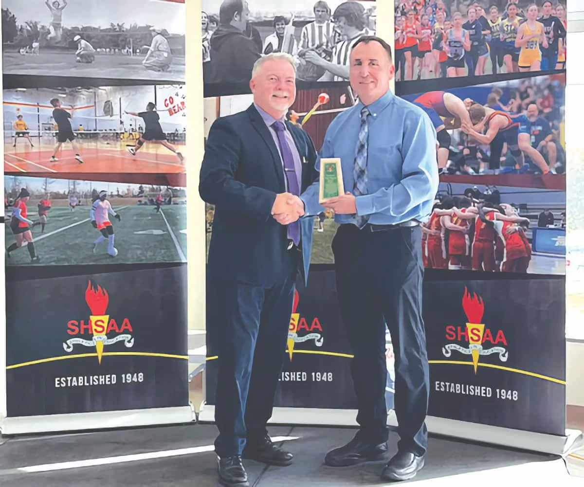 Service Award Ahead of Retirement