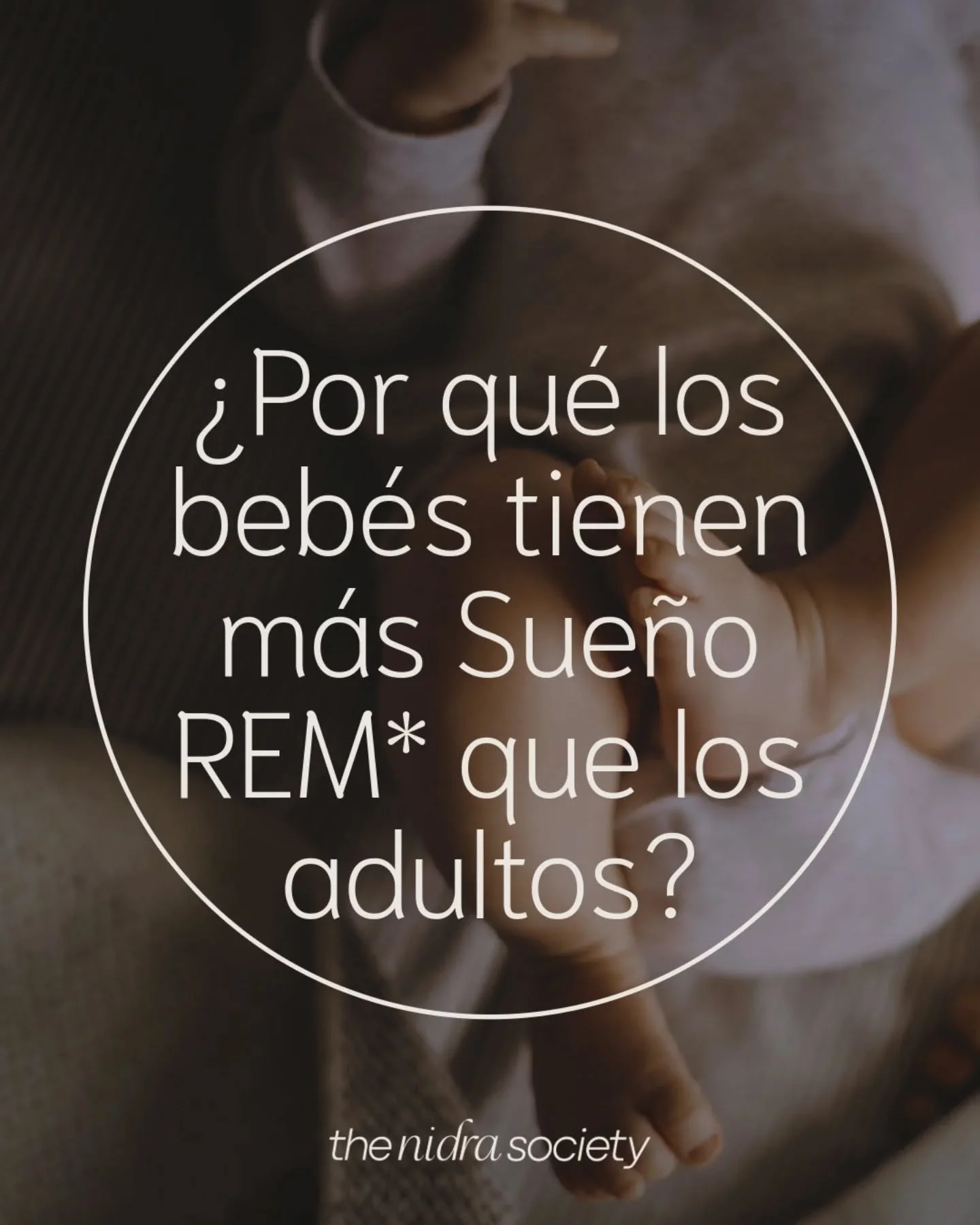 &iquest;Sab&iacute;as que el sue&ntilde;o de tu beb&eacute; es un laboratorio de emociones? 🧠✨

A diferencia de nosotros los adultos, los beb&eacute;s pasan gran parte de su descanso en fase REM (etapa de movimientos oculares r&aacute;pidos). Pero n