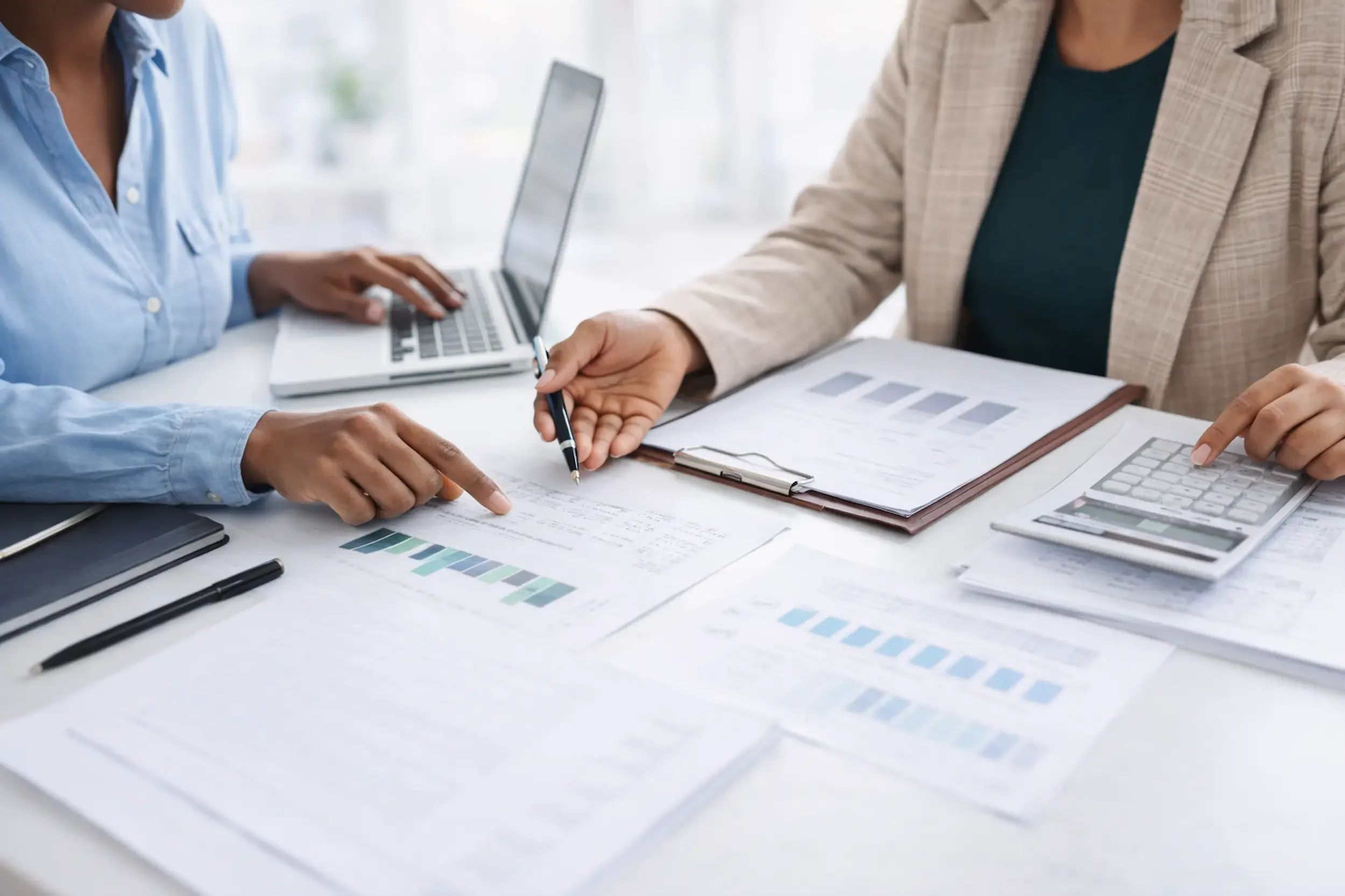 The Year-End Bookkeeping Checklist: How to Avoid the April Tax Panic