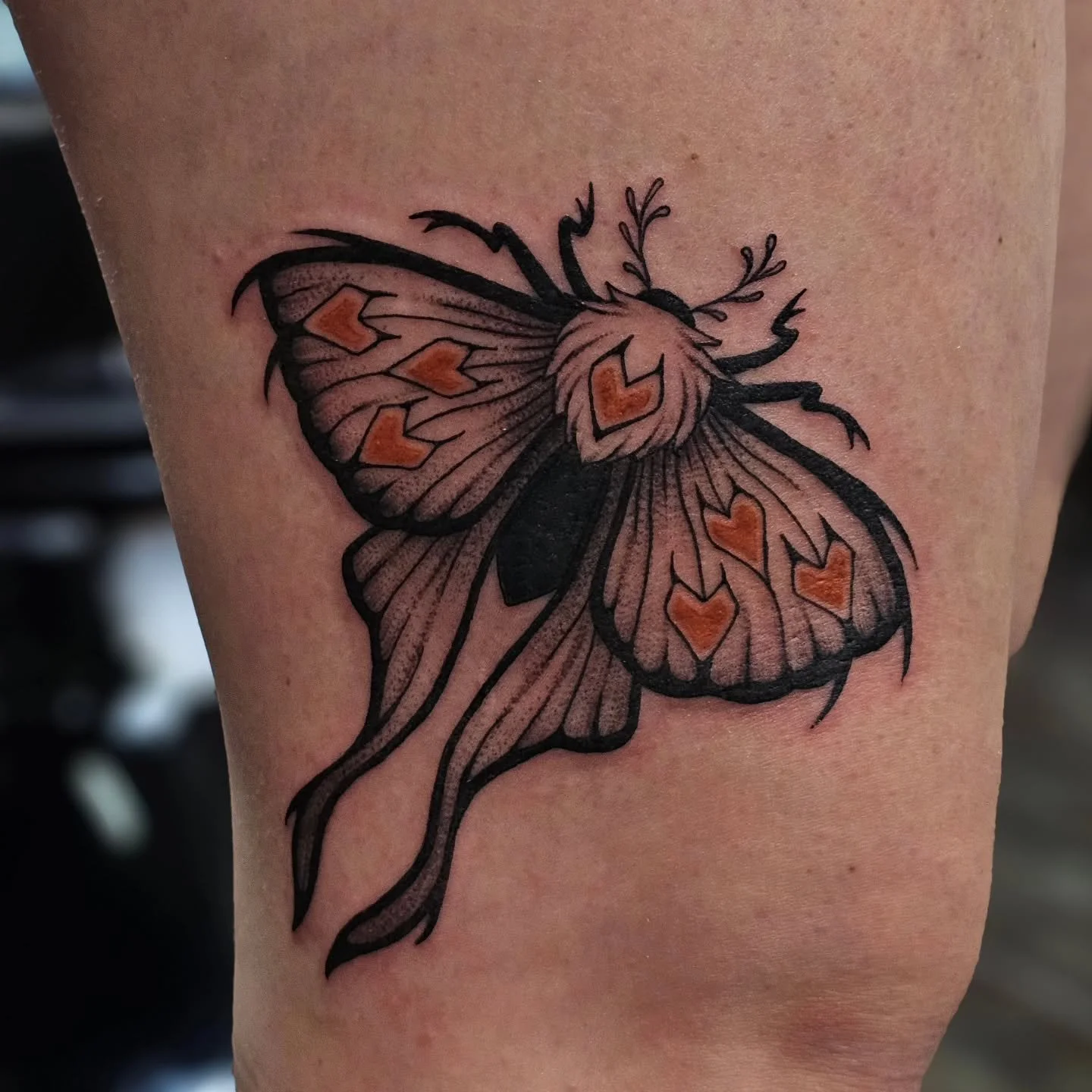 🧡🧡🧡

#artistsoninstagram #art #tattoo #tattooartist #tattoooftheday #blackandgreyattoo #darkart #mothtattoo