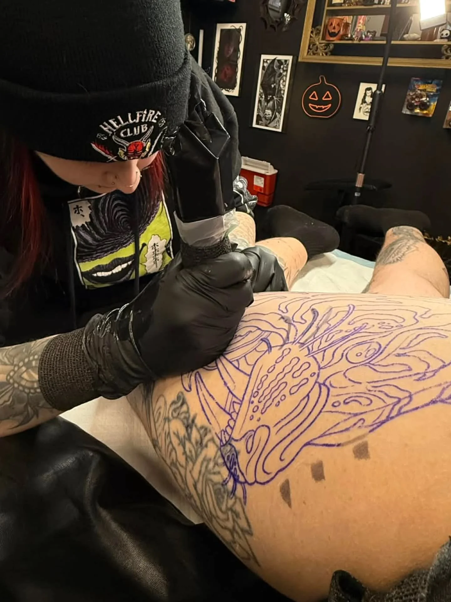 Life lately.. 🖤

#tattooartist #artist #gothgirl #dogsofinstagram #catsofinstagram