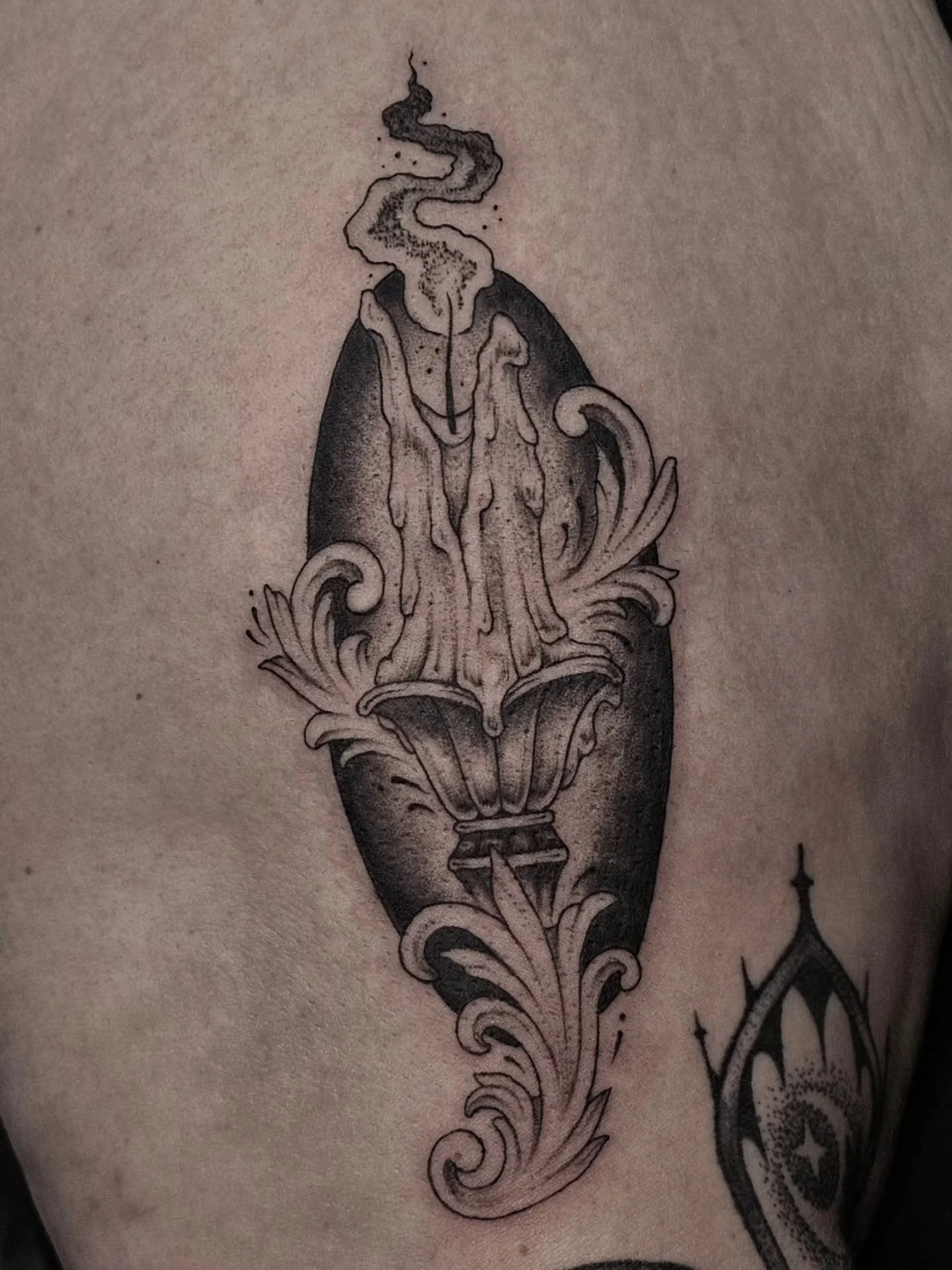 From my flash 🕯

#tattoo #tattooartist #tattooart #blackandgreytattoo #candle