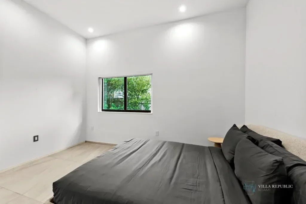 imgi_59_VillaRepublicMiami-VillaMaya-NorthMiamiBeach-55-1024x683.webp