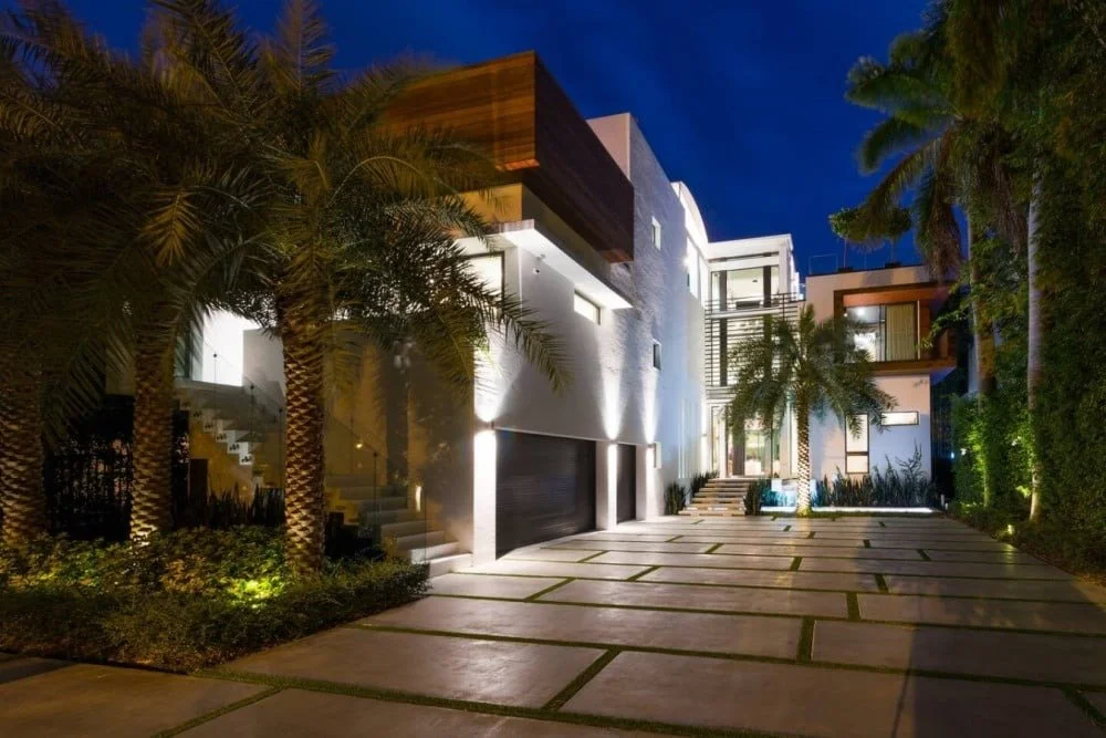 Natalia  |  8 Bedrooms