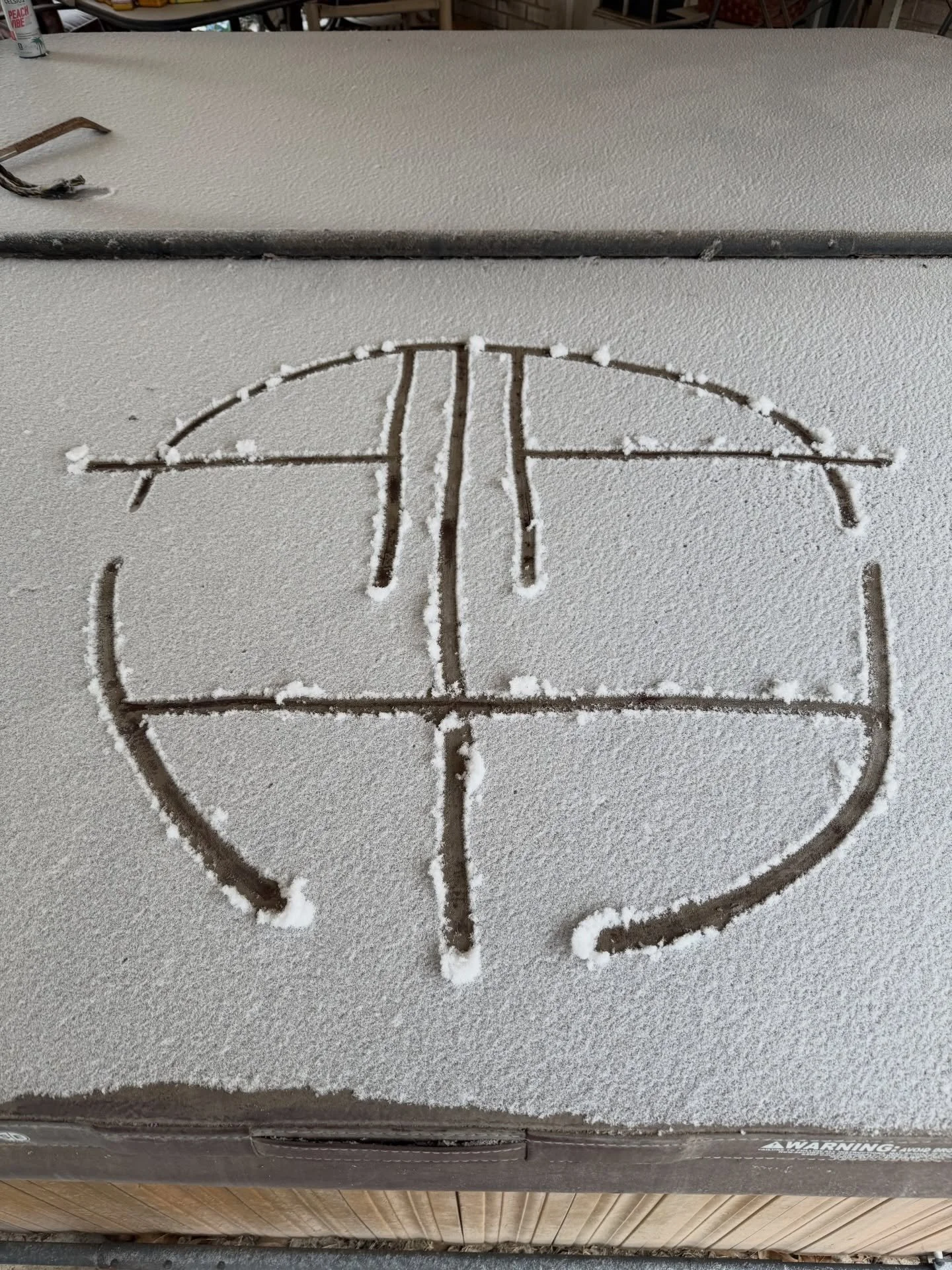 Stay warm folks! (My finger is frozen&hellip;.)