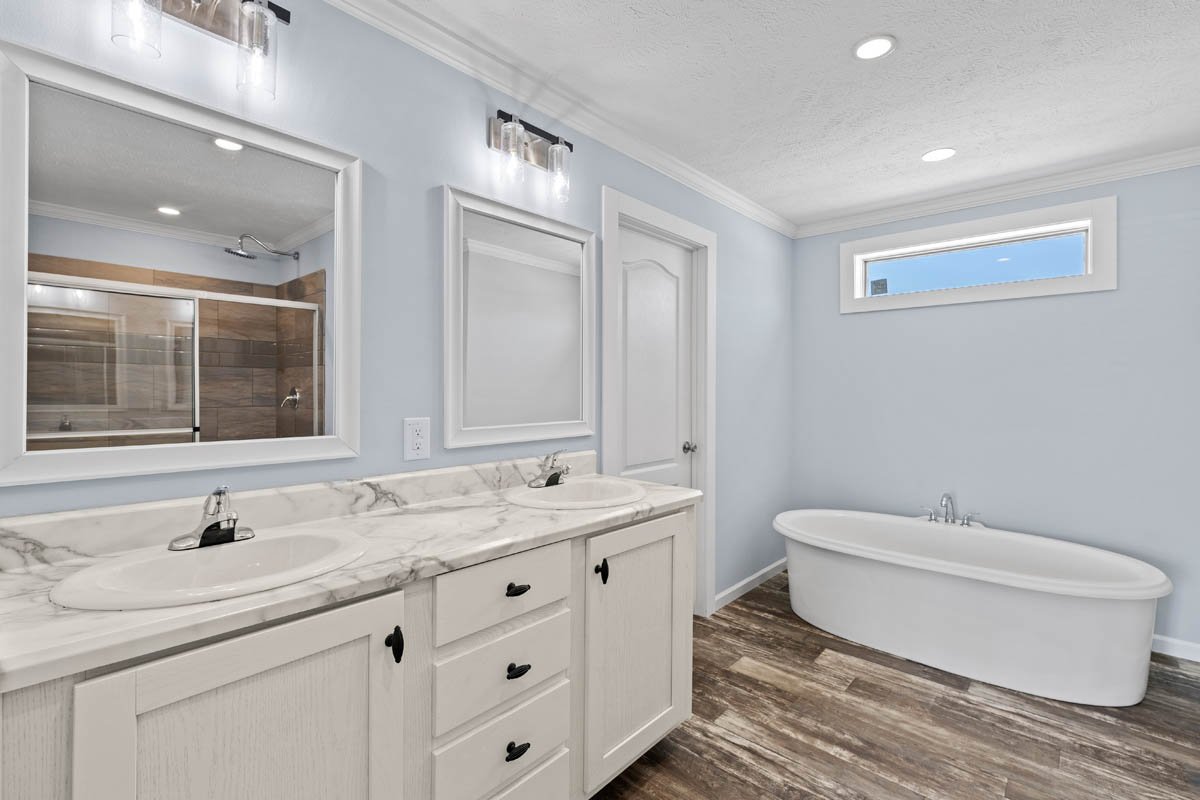 Winston-McHann-Bathroom-1.jpg