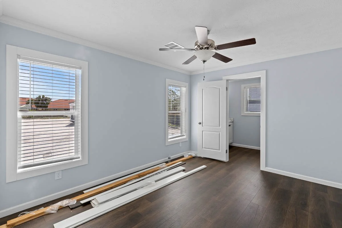 Winston-Venice-Bedroom-3.jpg