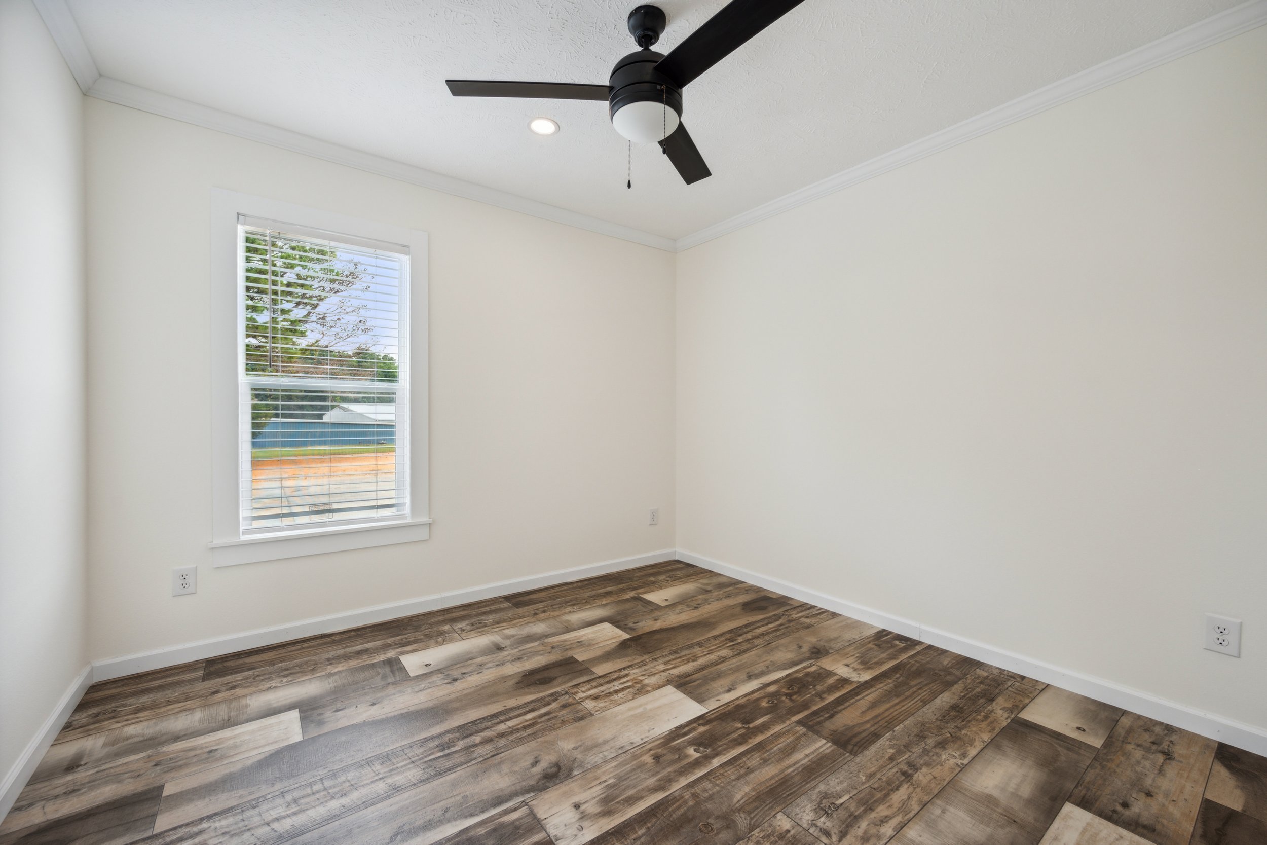 Bravo-Nexus-Bedroom-6.jpg