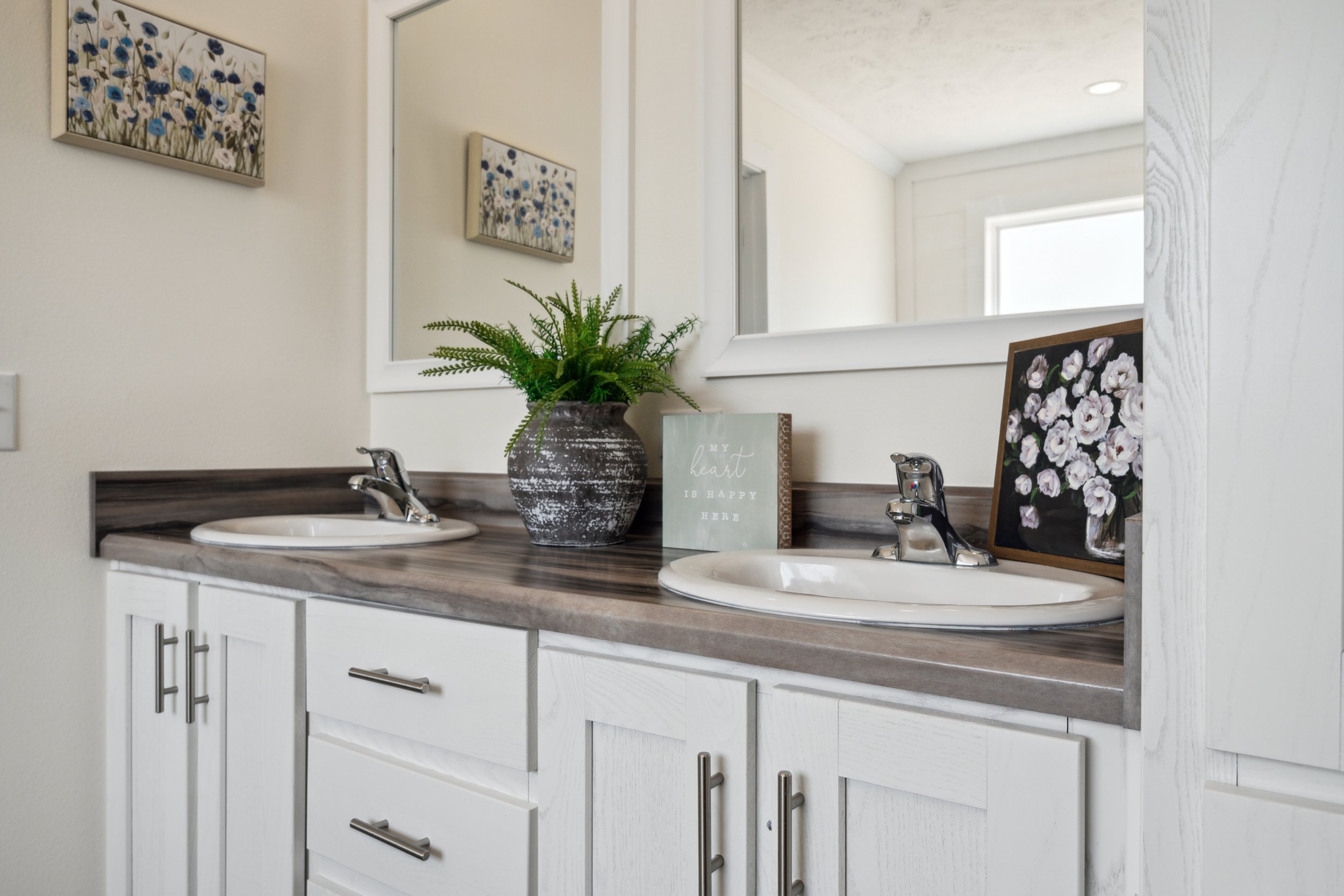 Bravo-Nexus-Bathroom-Sink.jpg