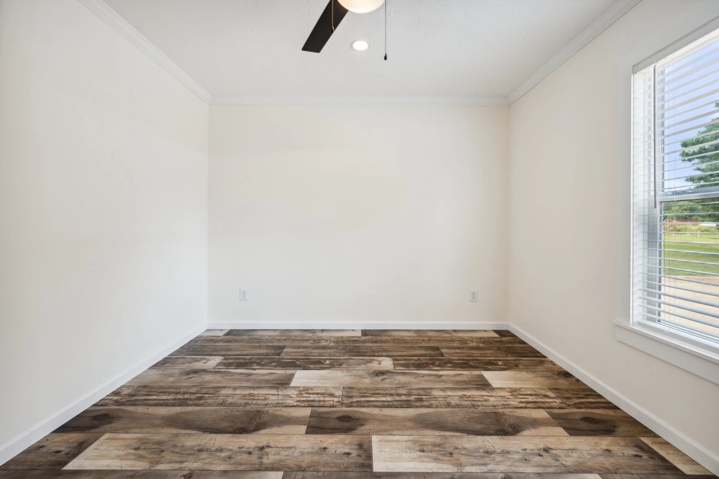 Bravo-Nexus-Bedroom-10.jpg