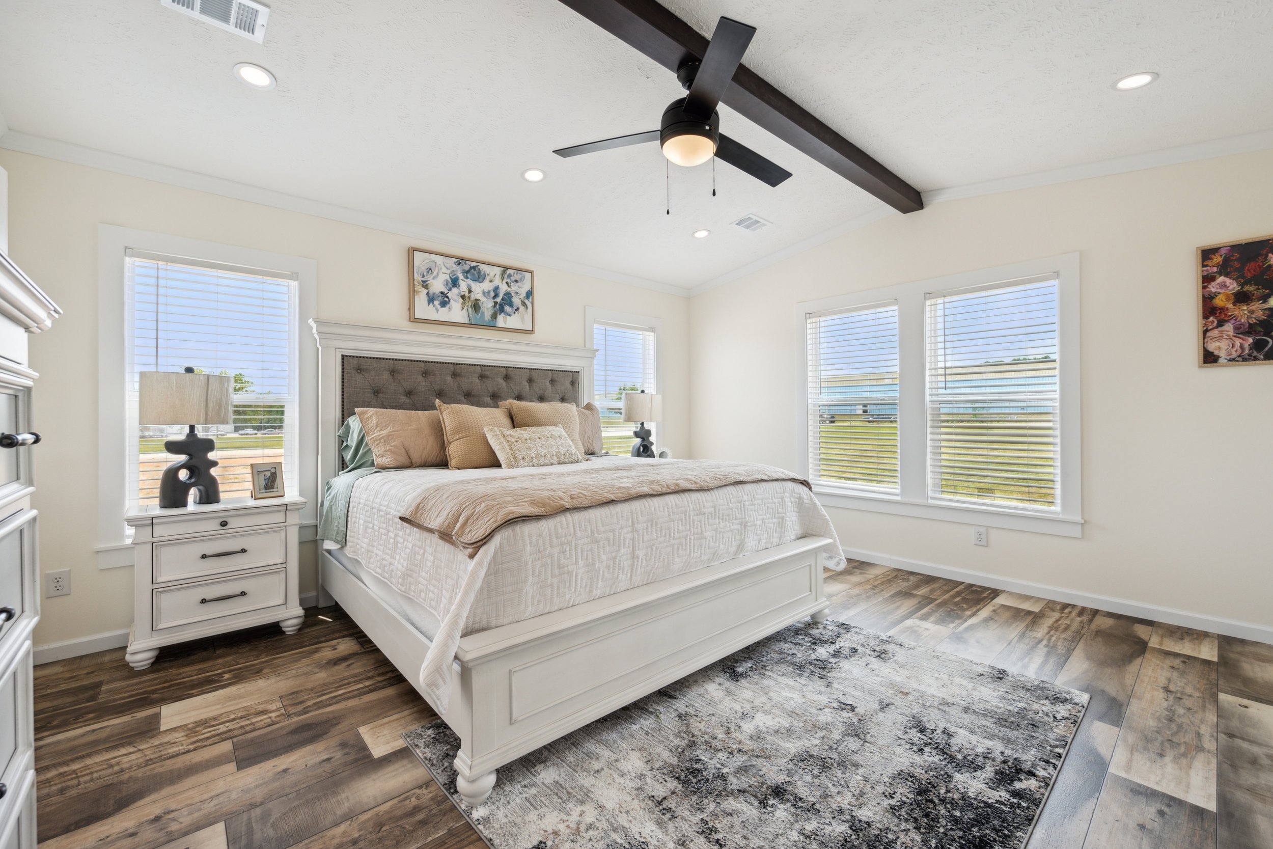 Bravo-Nexus-Bedroom-6.jpg