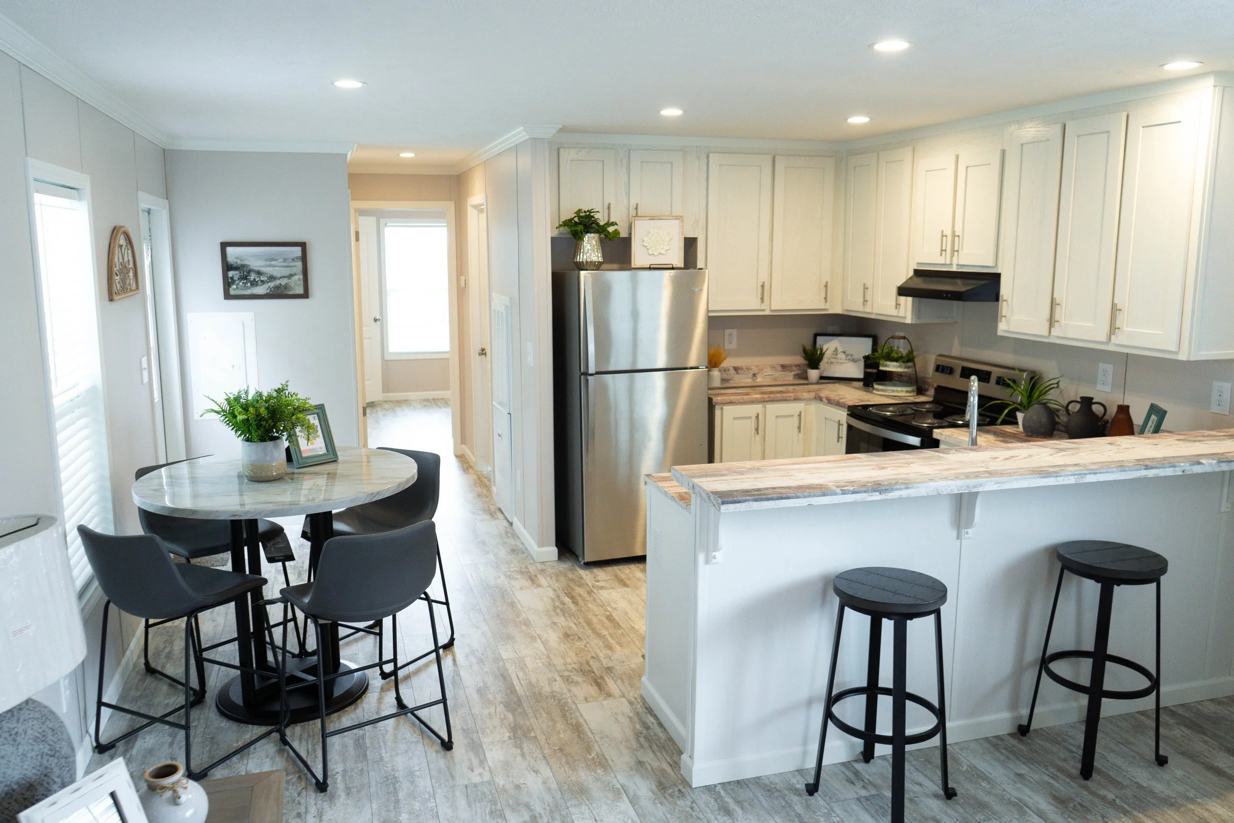 Bravo-Ace 2.0-Kitchen-2.jpg