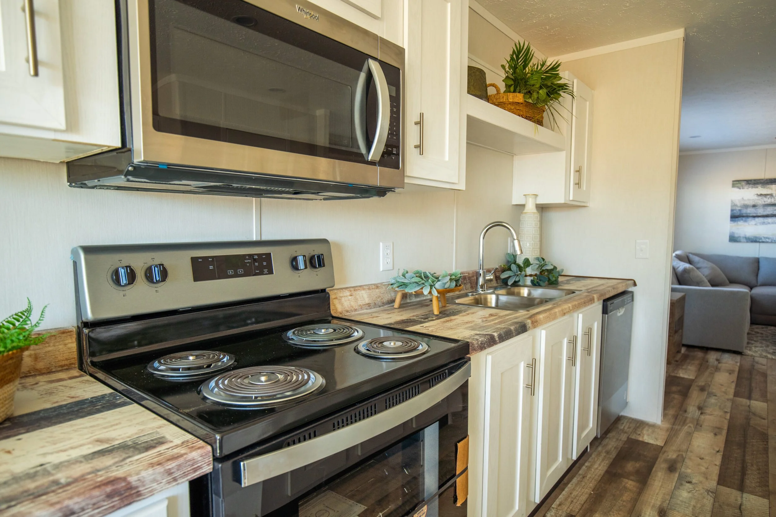 Embark-Onward-Kitchen-1.jpg