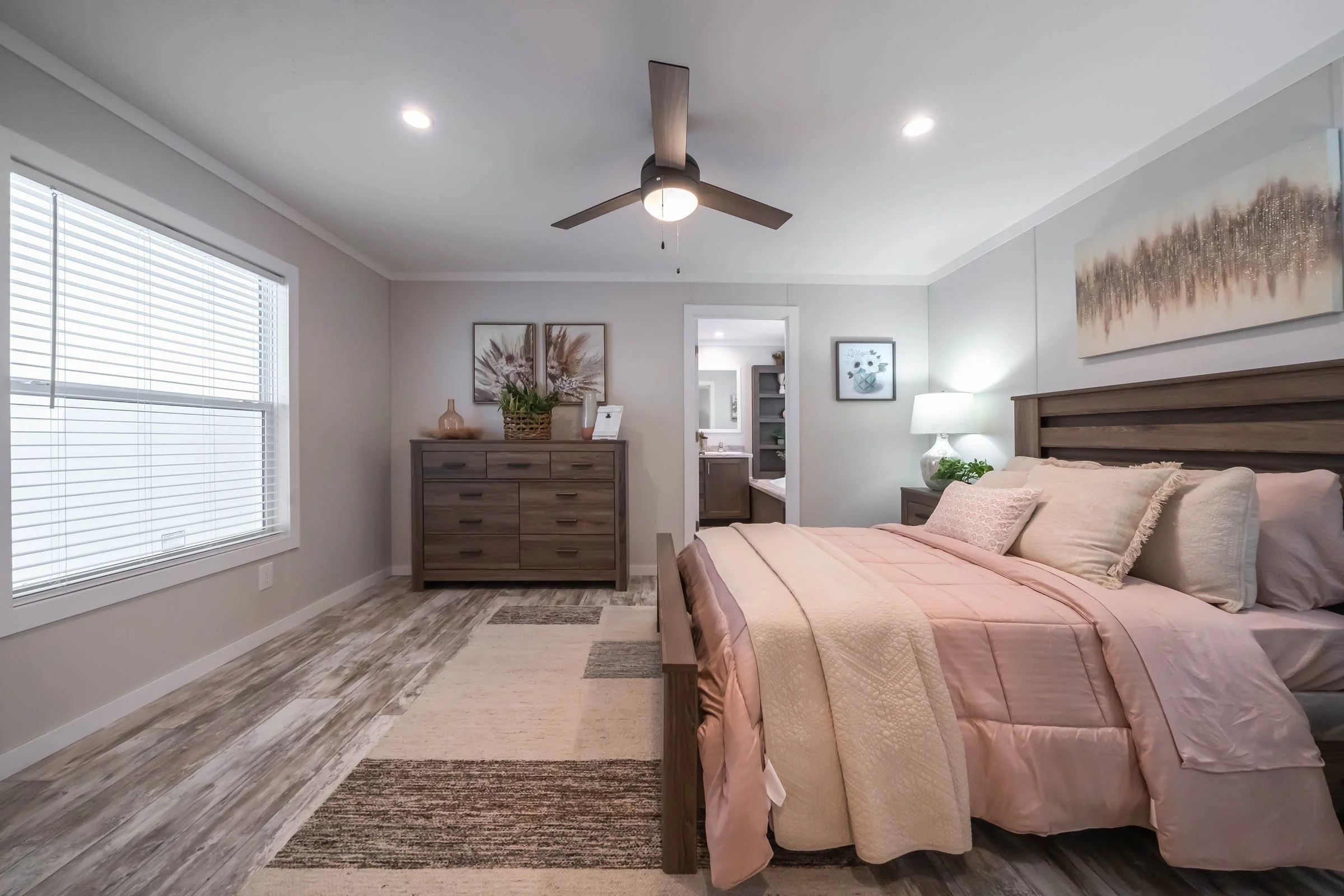 Bravo-Fay-Bedroom-1.jpg