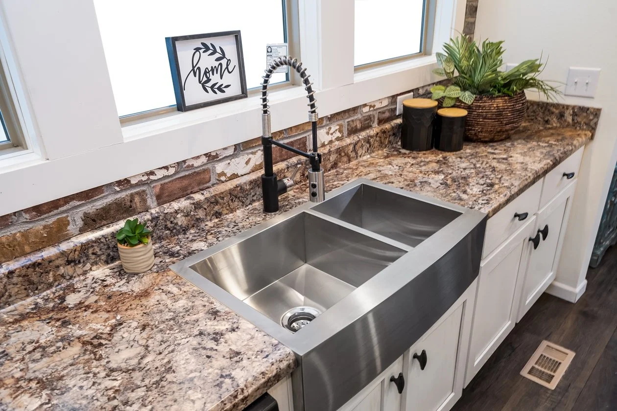 Winston-Sipsey-Kitchen-Sink-2.jpg