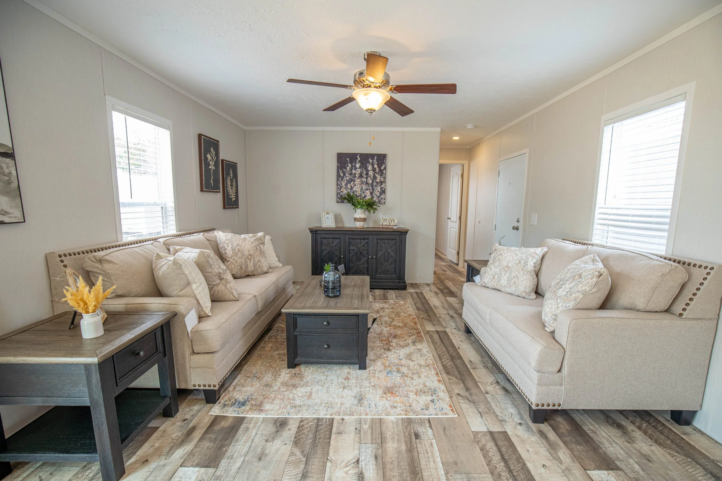 Embark-Lewis-LivingRoom-3.jpg